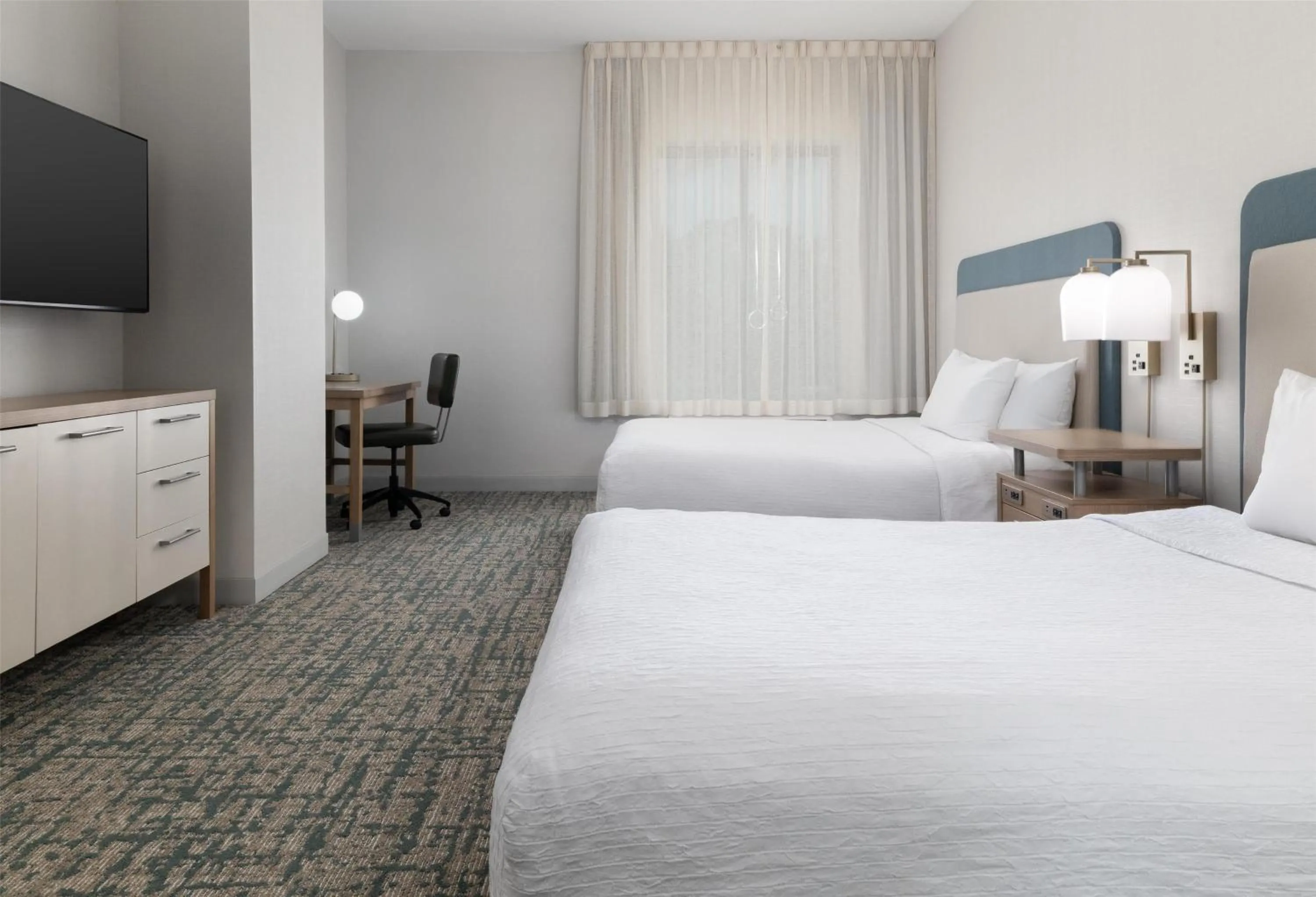 Bed in Homewood Suites by Hilton Baltimore - Arundel Mills