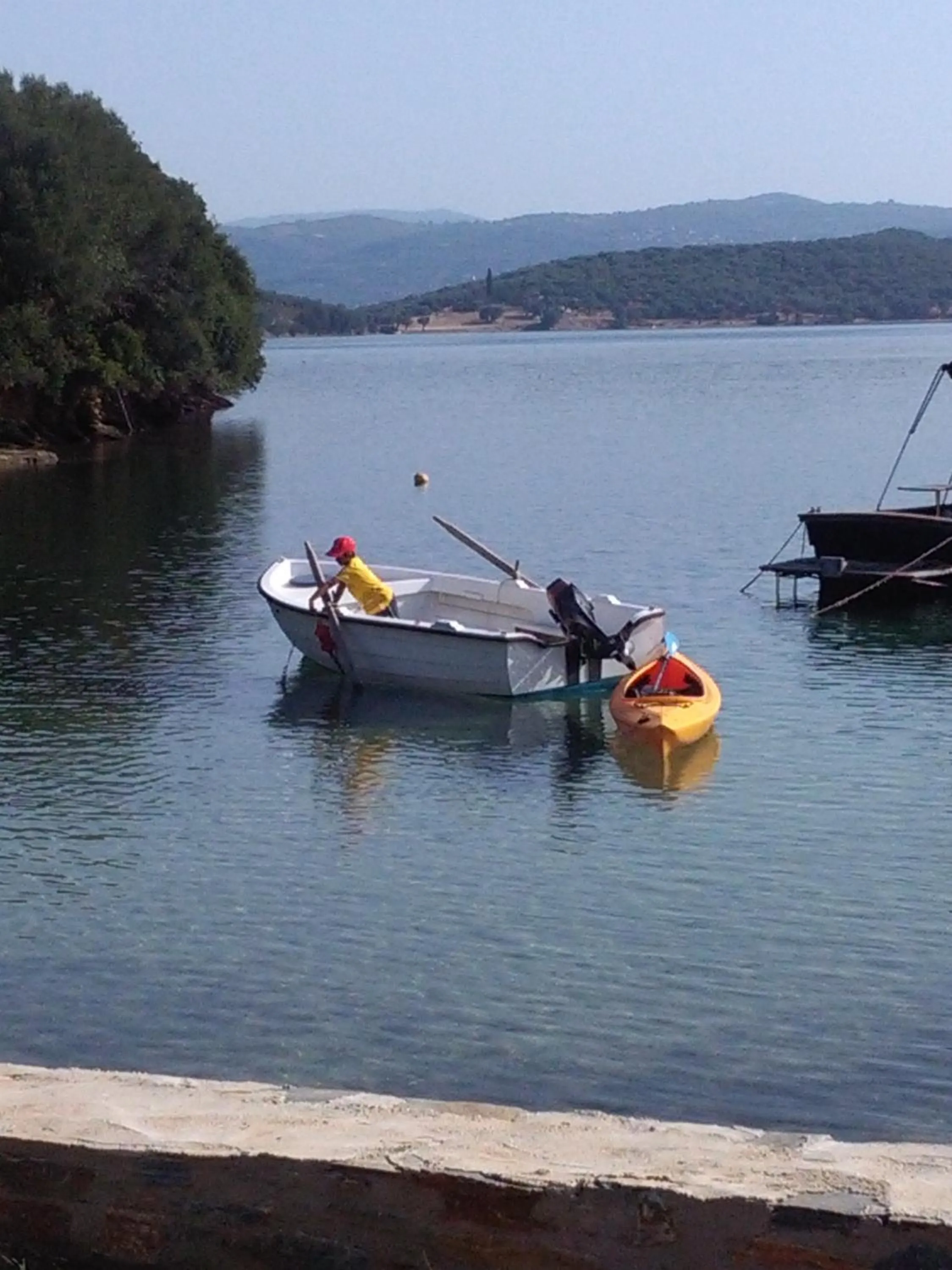Beach in Thea Houses