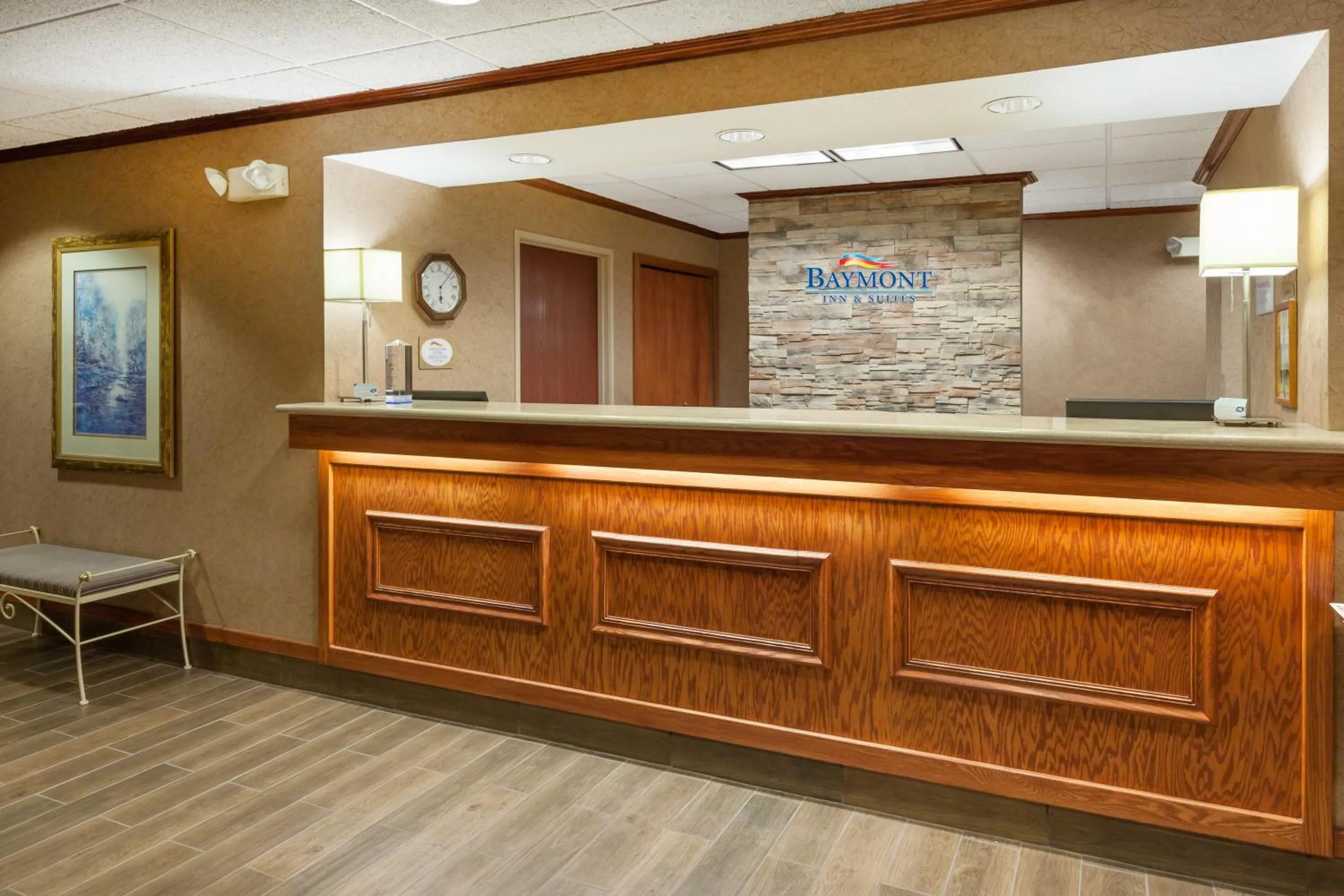 Lobby or reception in Baymont by Wyndham Chelsea