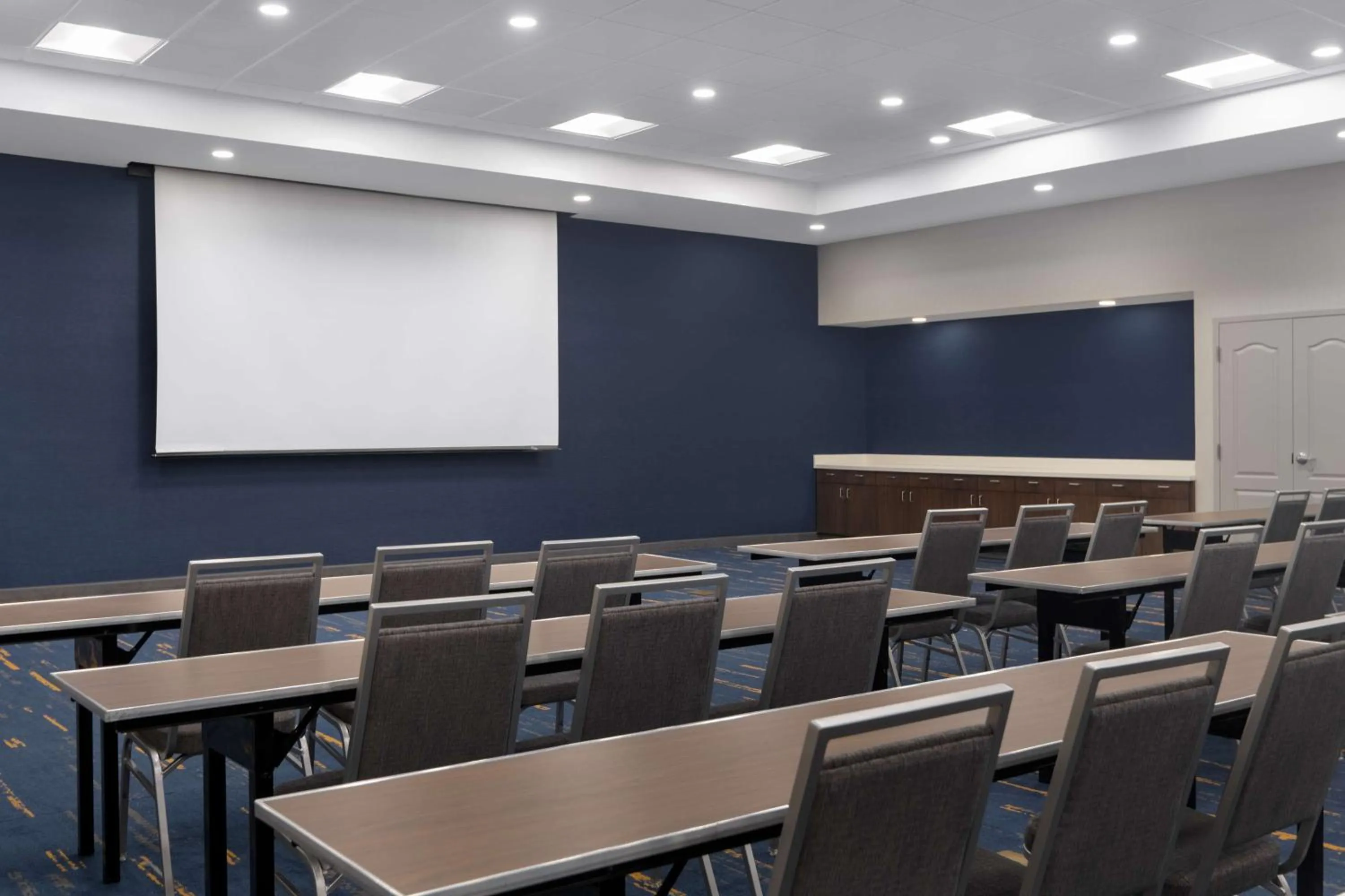 Meeting/conference room in Hampton Inn & Suites Billings West I-90