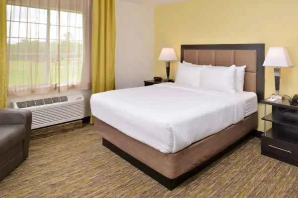Bed in Candlewood Suites Beaumont by IHG