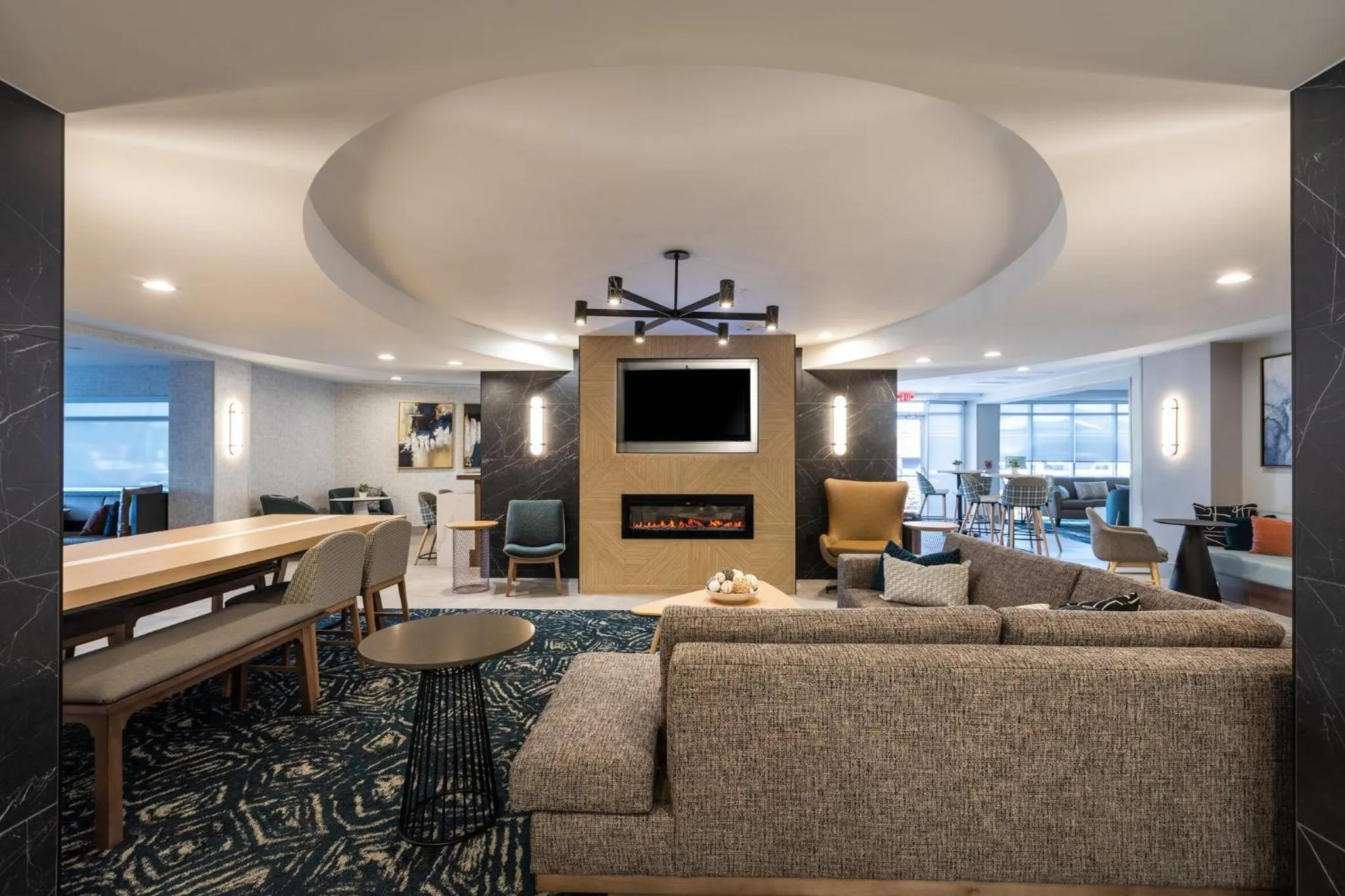 Property building in Holiday Inn Anderson by IHG