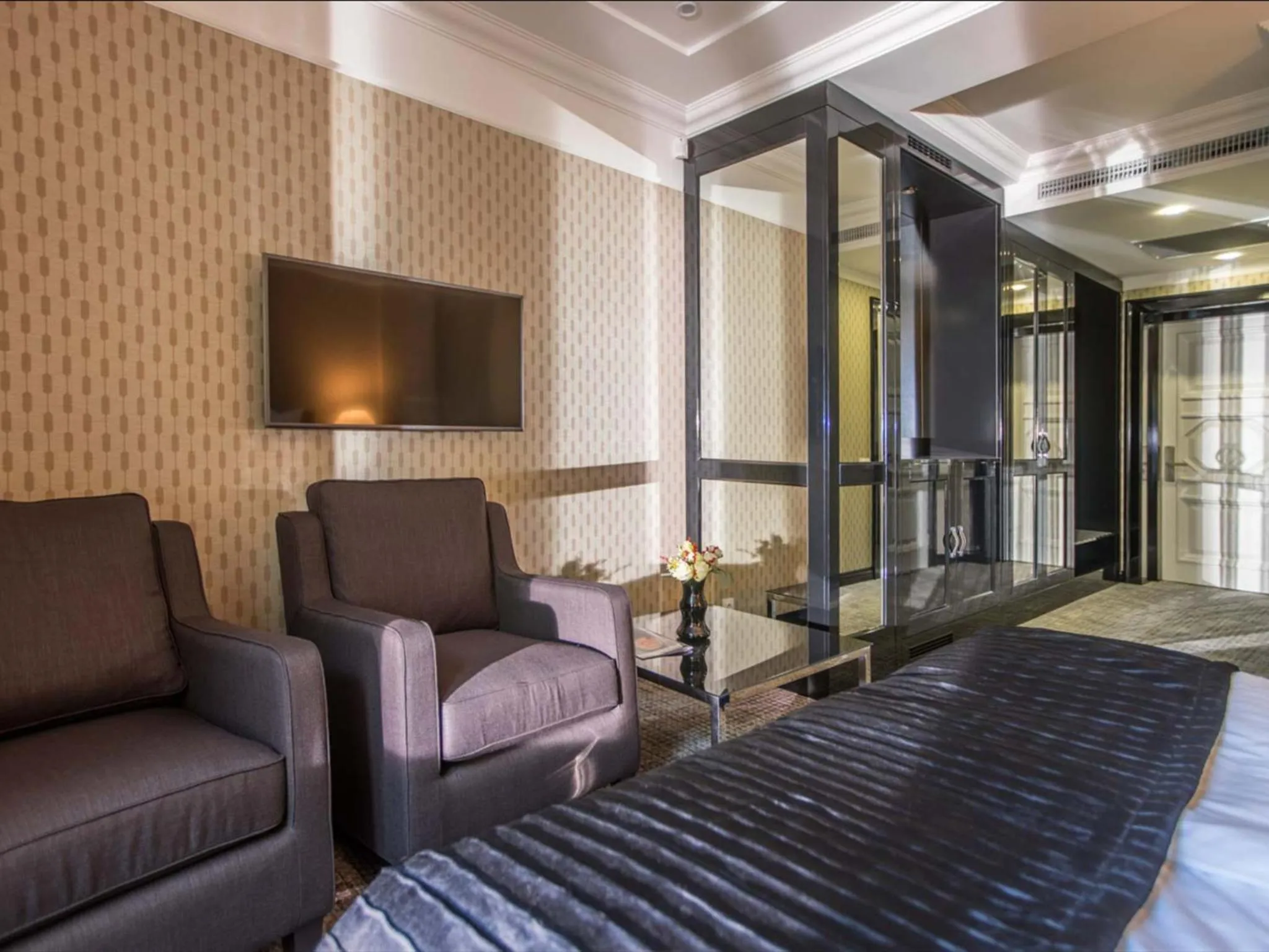 Communal lounge/ TV room, Bed in Wall Street - Maestro