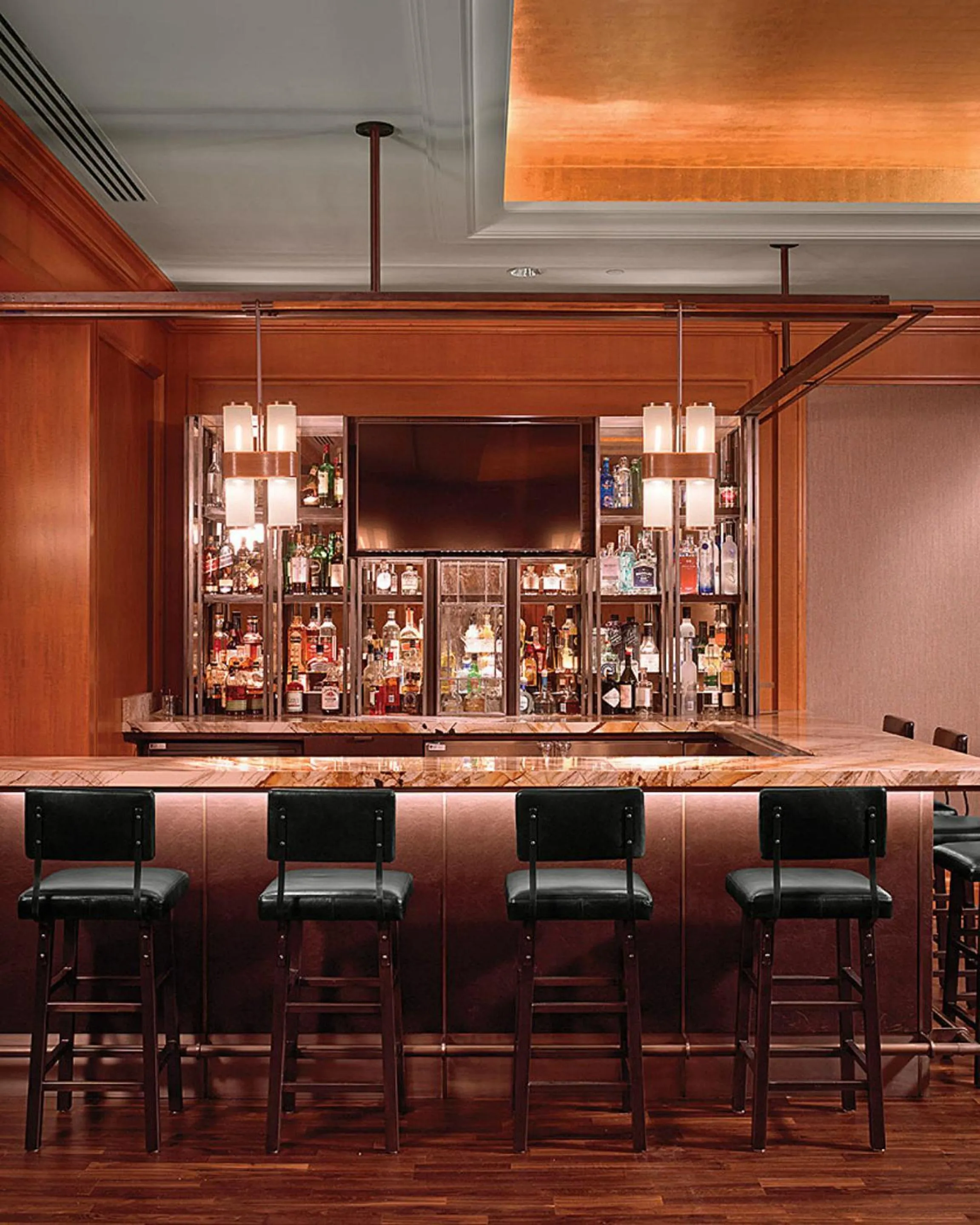 Lounge or bar in Four Seasons Hotel San Francisco