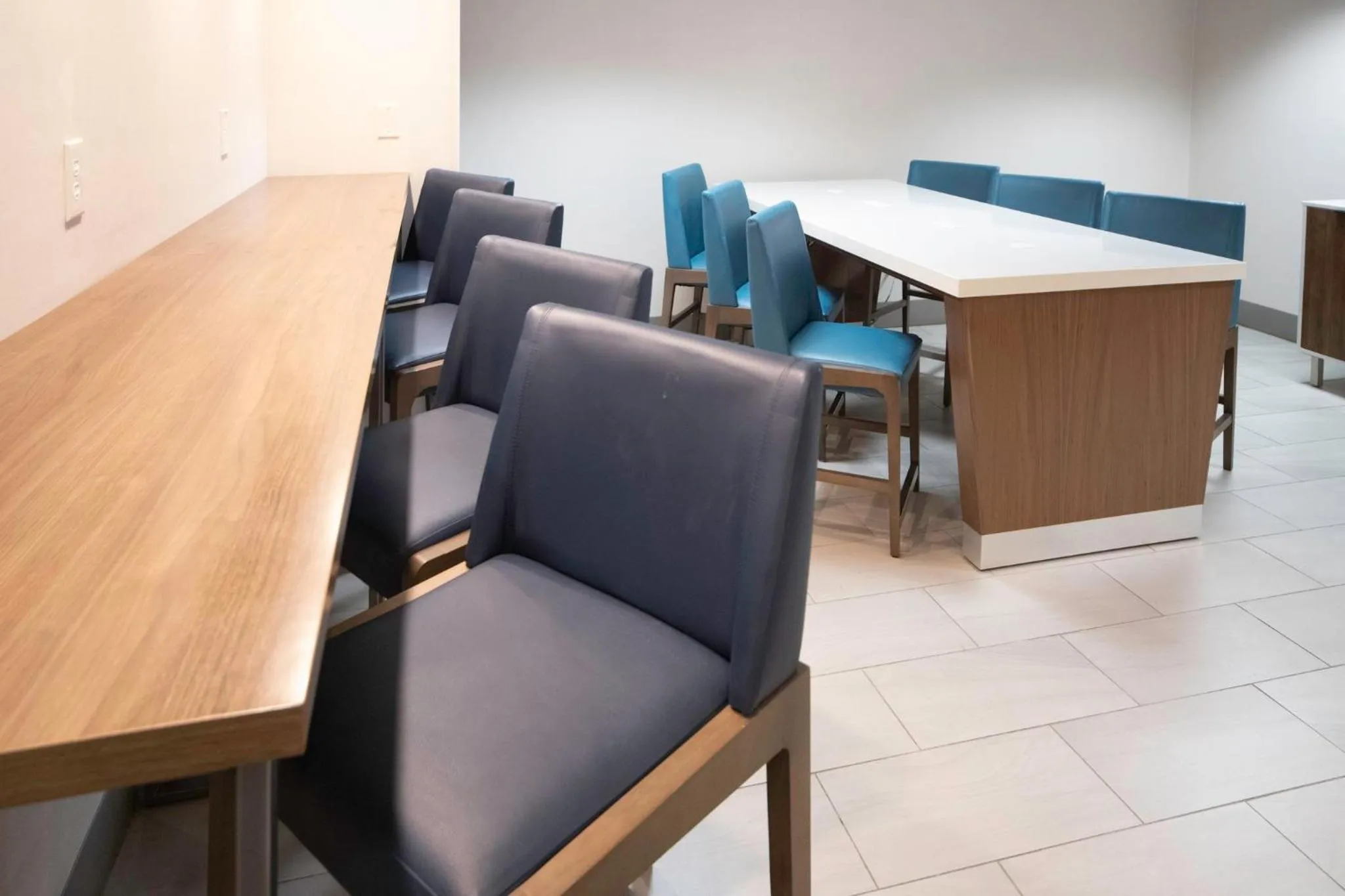 Breakfast in Holiday Inn Express - Canyon by IHG