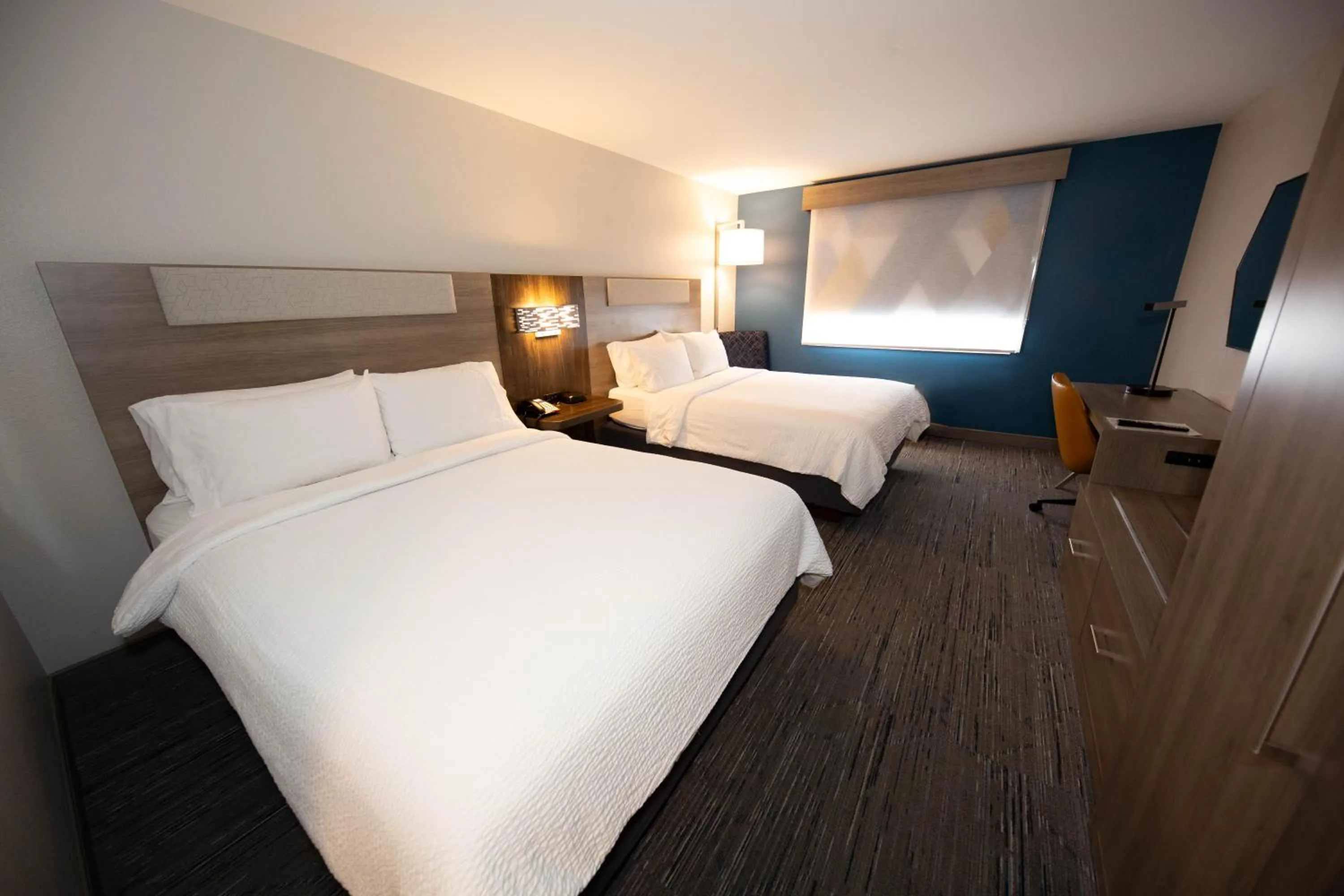Bed in Holiday Inn Express - Canyon by IHG