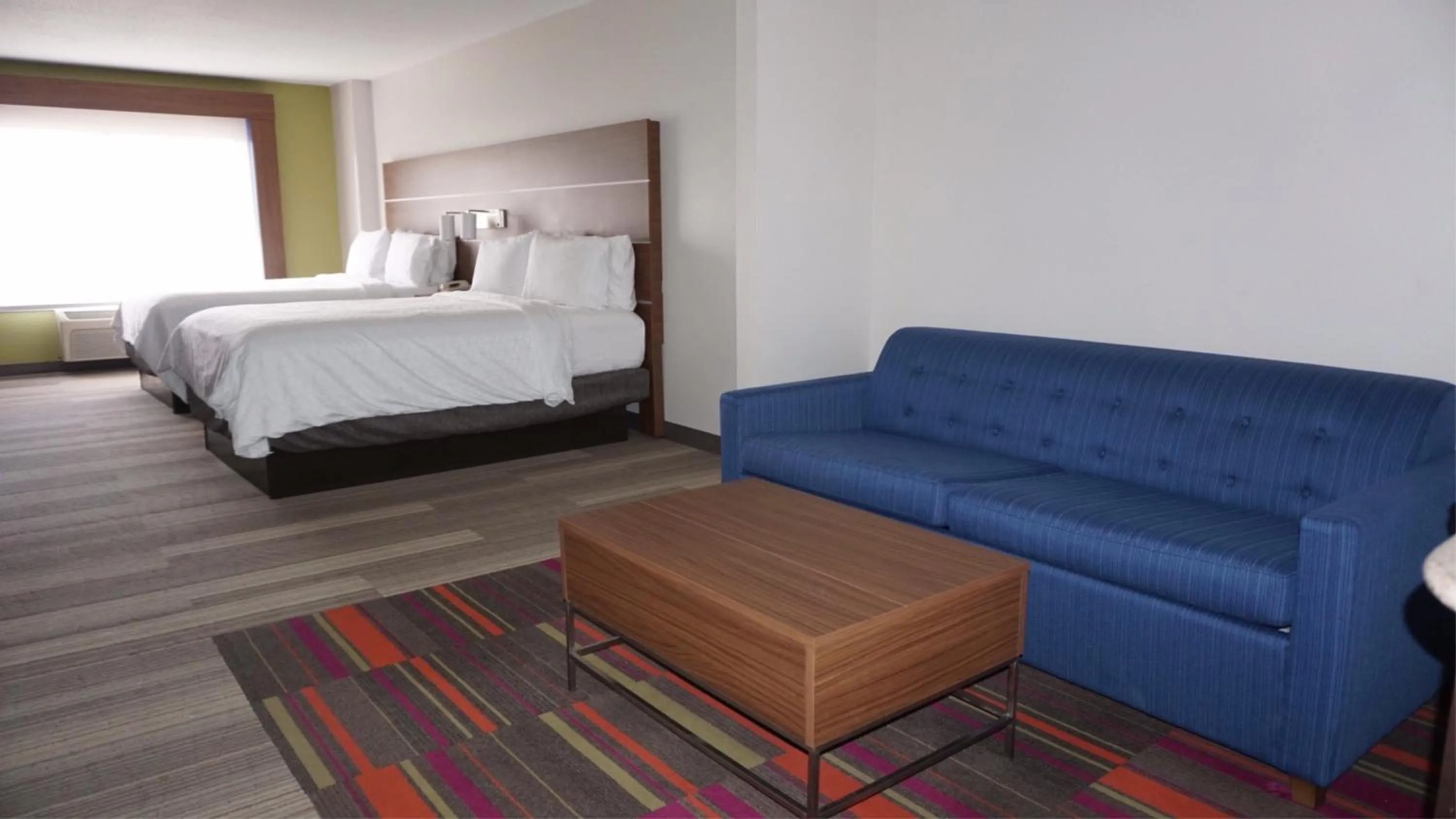 Photo of the whole room, Bed in Holiday Inn Express Hotel & Suites Greensboro-East by IHG