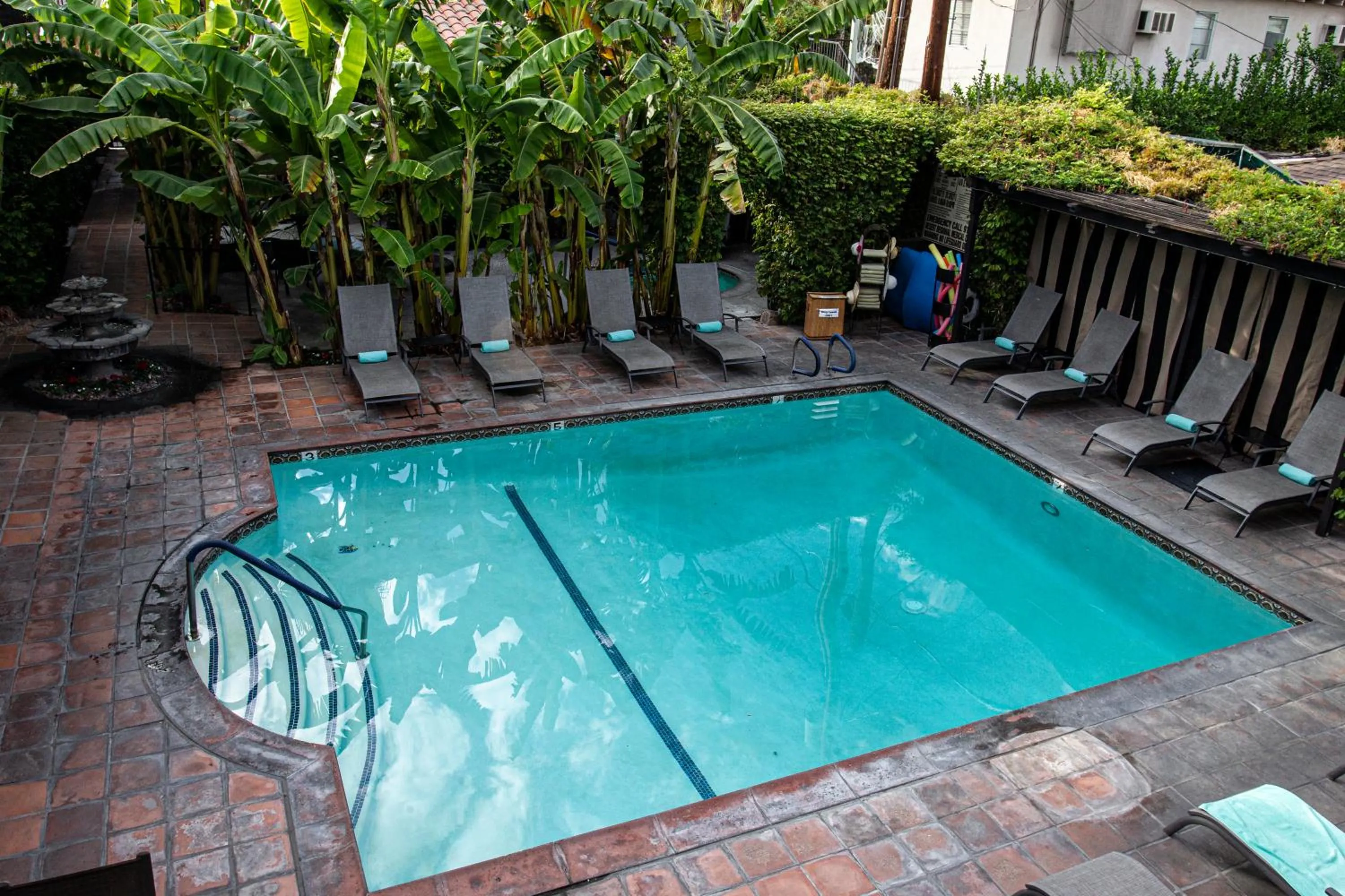 Swimming pool in Hotel California