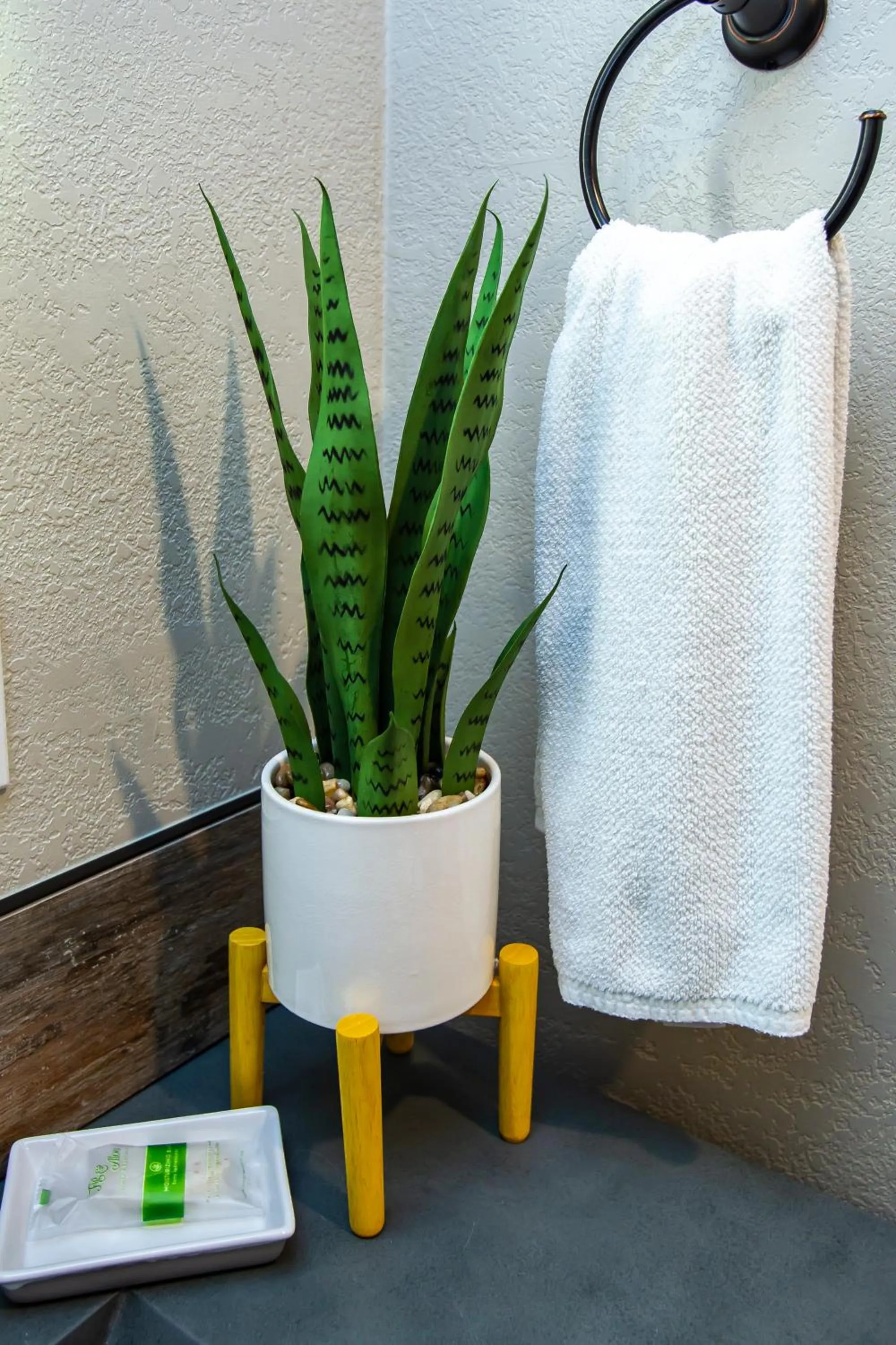 Decorative detail in Hotel California