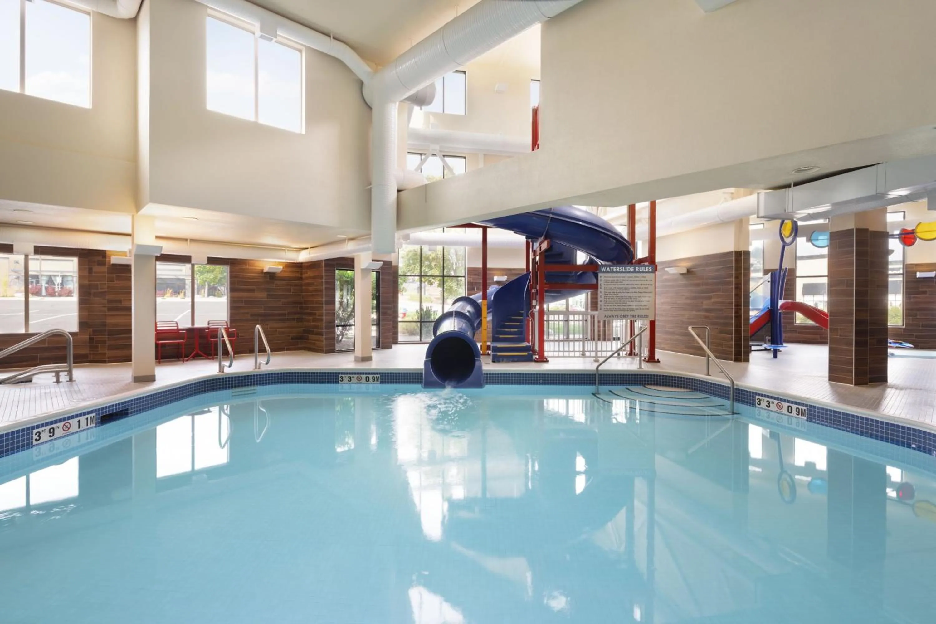 Swimming pool in Fairfield Inn & Suites by Marriott West Kelowna