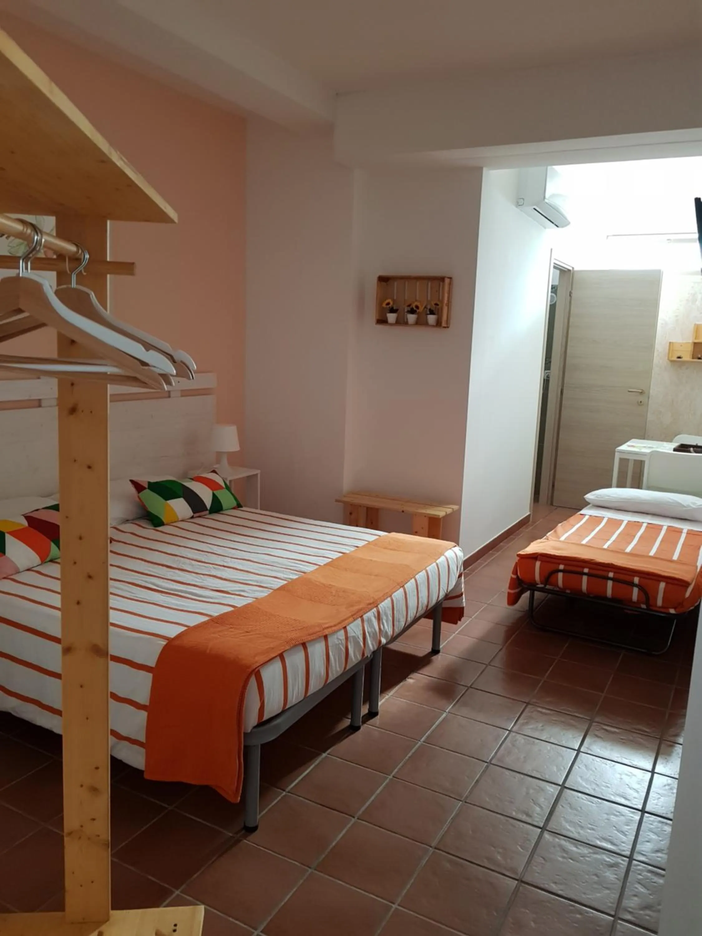 Photo of the whole room in La Macchia