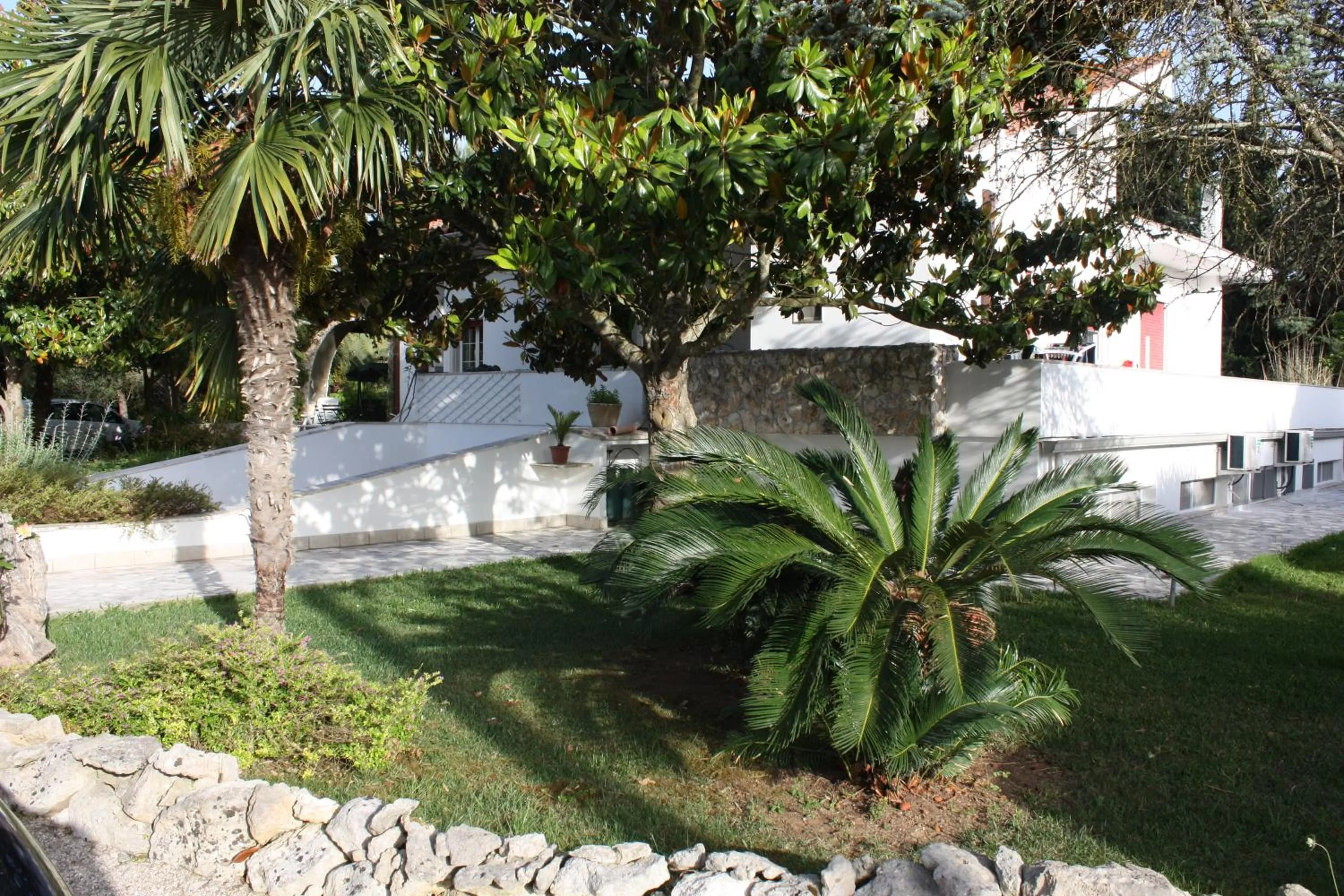 Facade/entrance in La Macchia