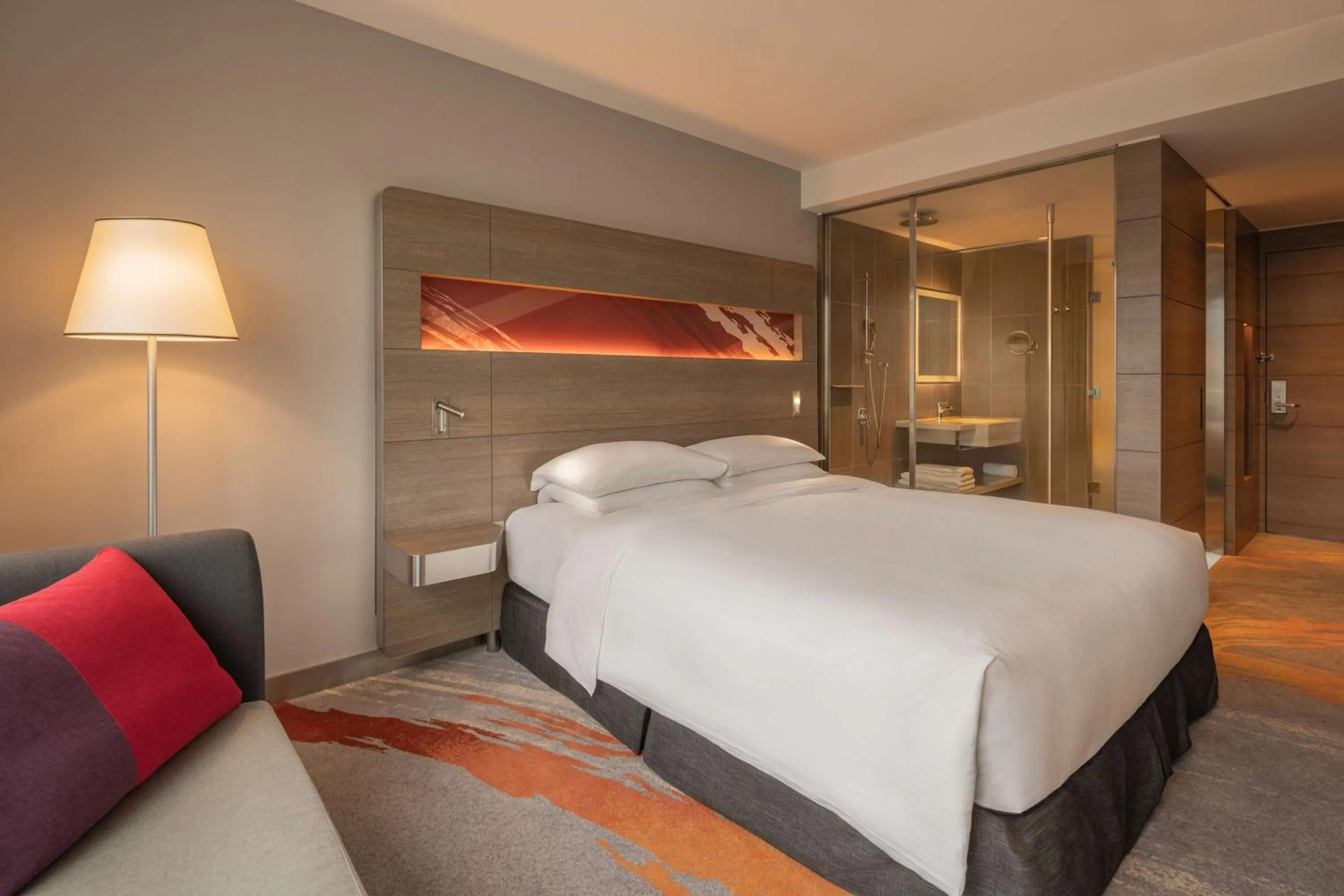 Bedroom, Bed in Hyatt Regency Taoyuan International Airport