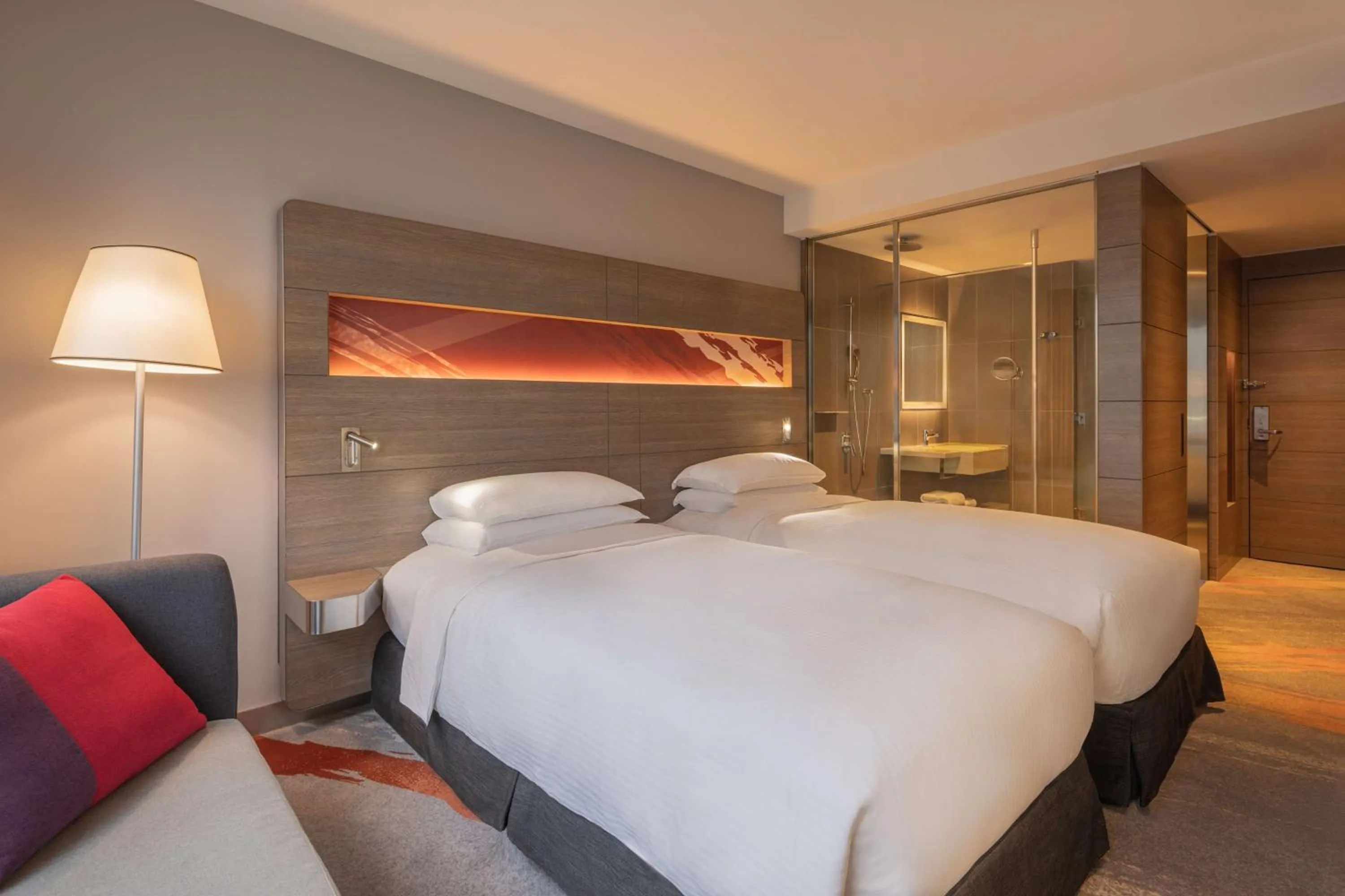 Bedroom, Bed in Hyatt Regency Taoyuan International Airport