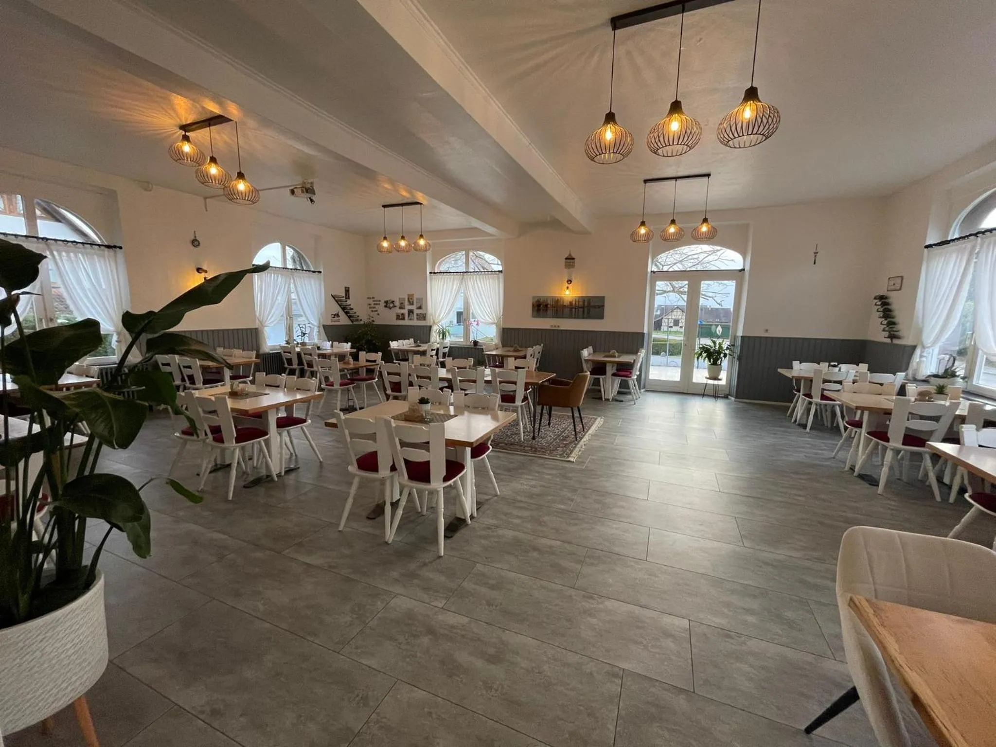 Restaurant/places to eat in Uhldinger-Hof