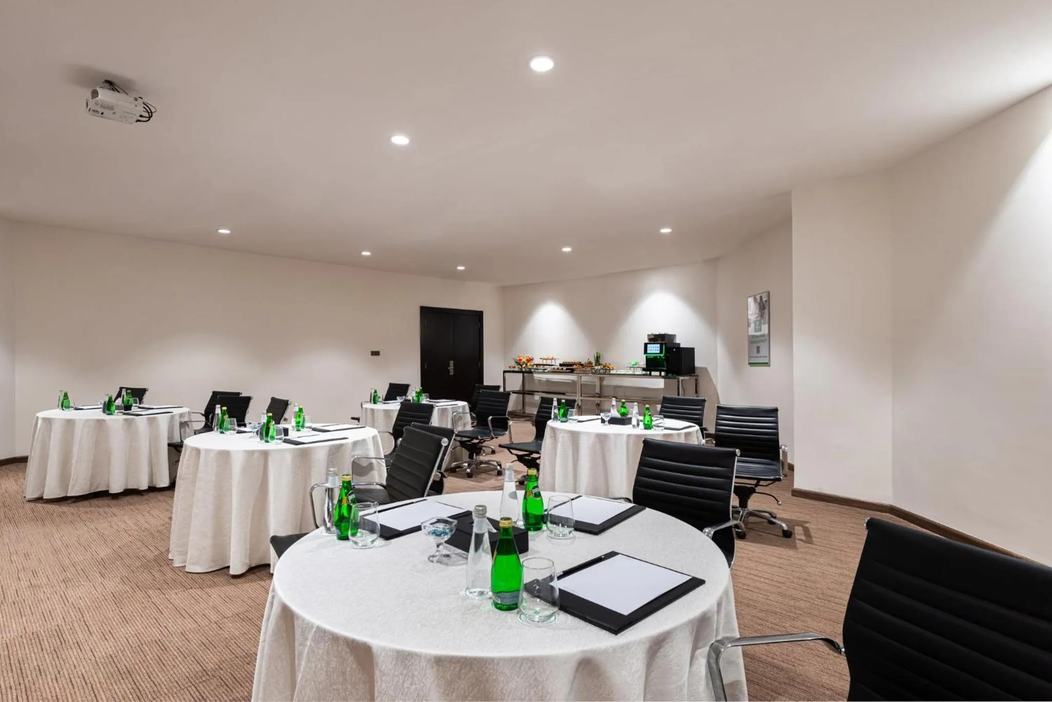 Meeting/conference room in Holiday Inn Riyadh Al Qasr by IHG