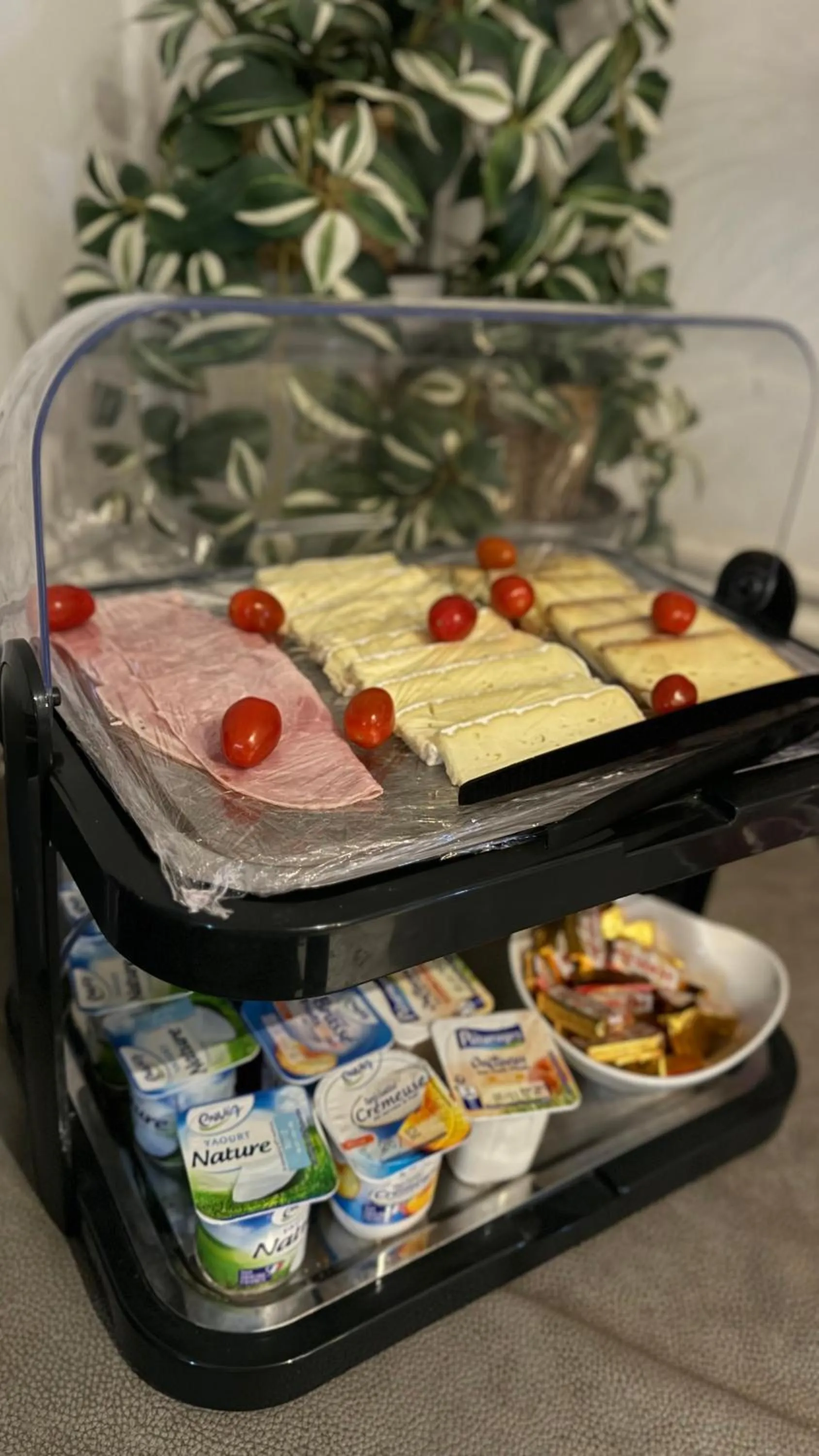 Breakfast in Hotel Le Bourgogne