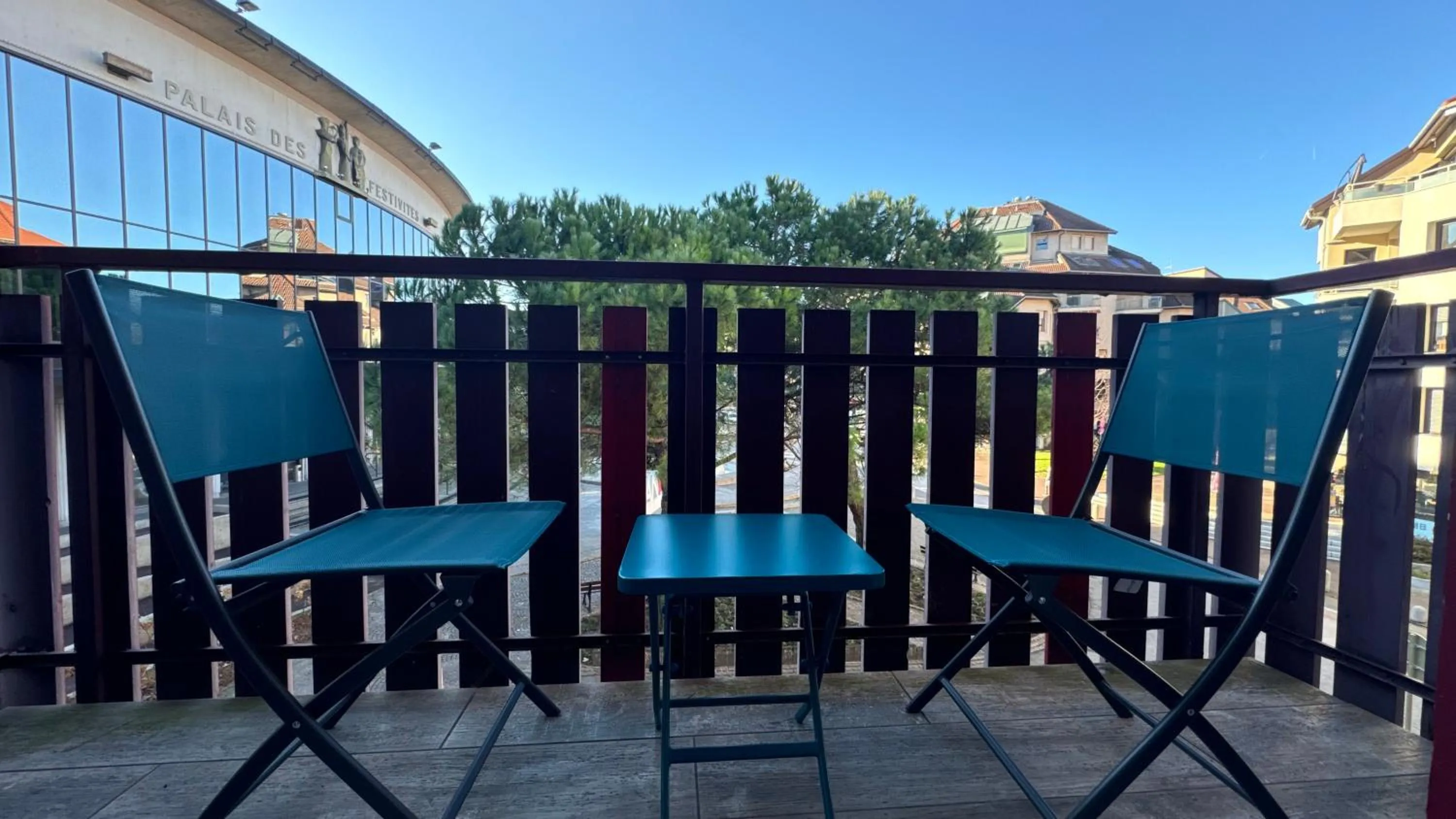 Balcony/Terrace in Hotel Le Bourgogne