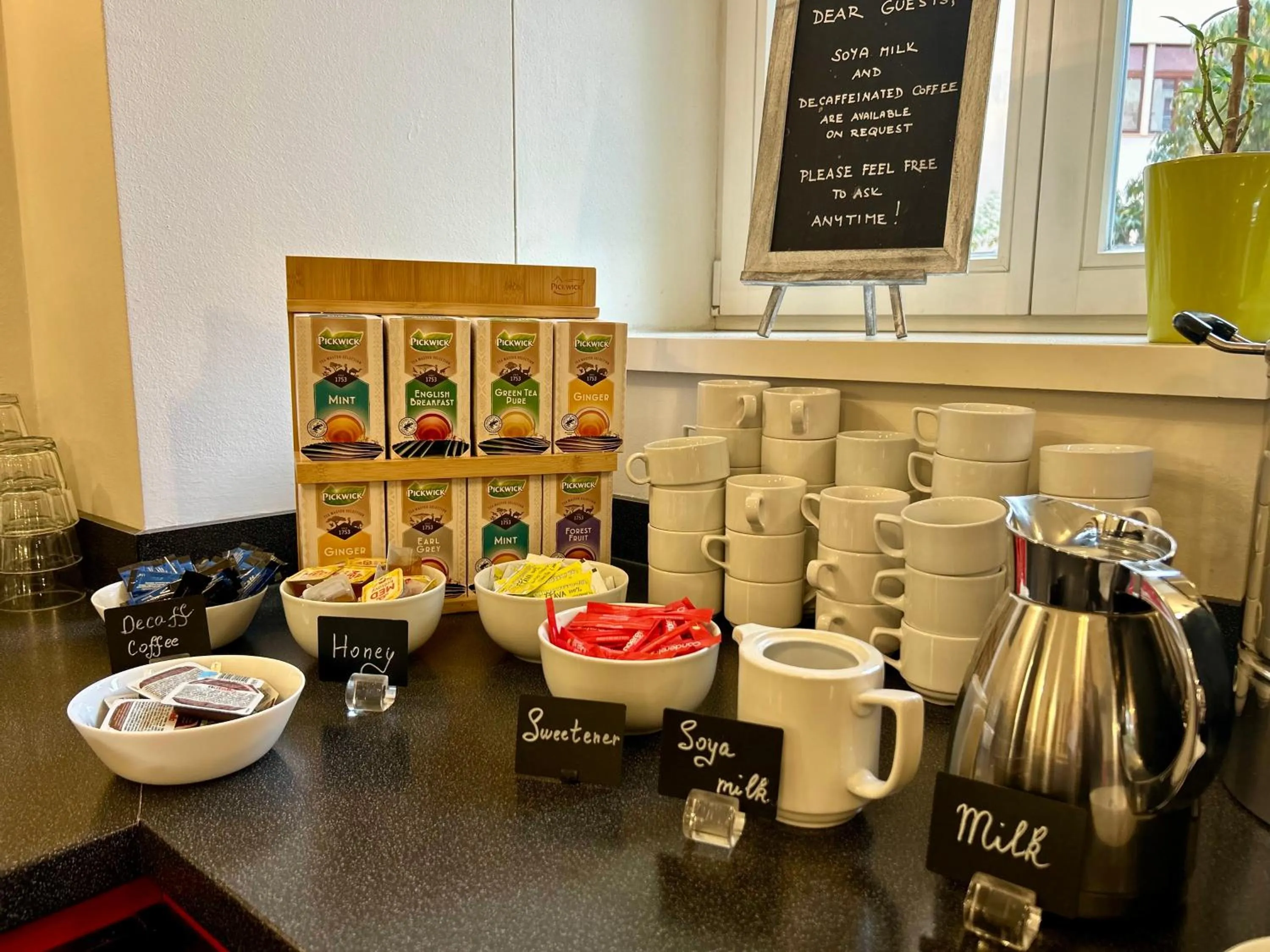 Coffee/tea facilities in Red & Blue Design Hotel Prague