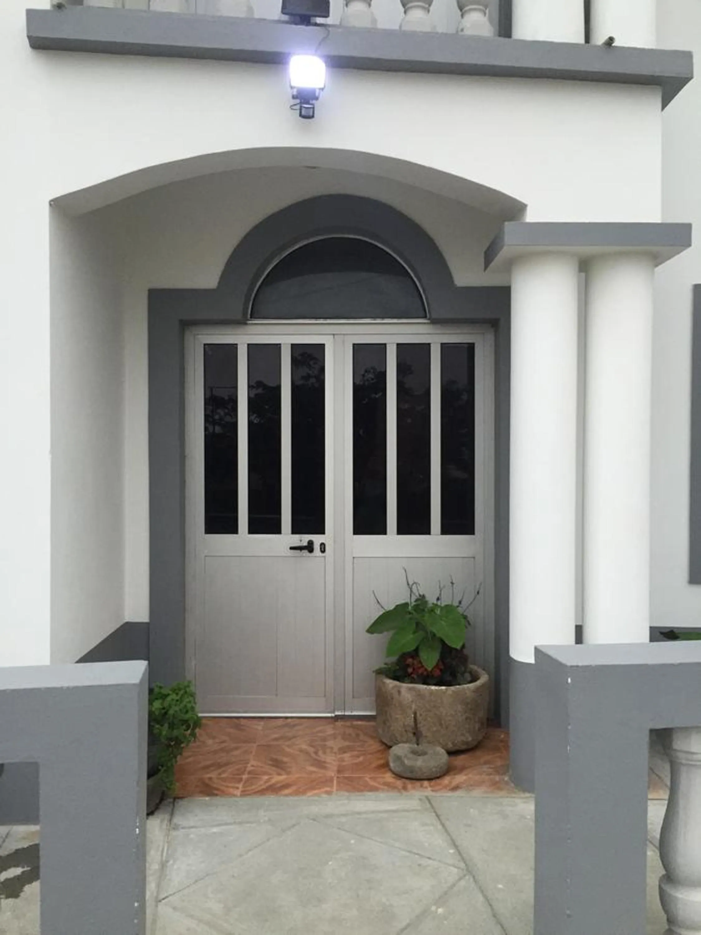 Facade/entrance in Hotel Cruz Grande-Brava