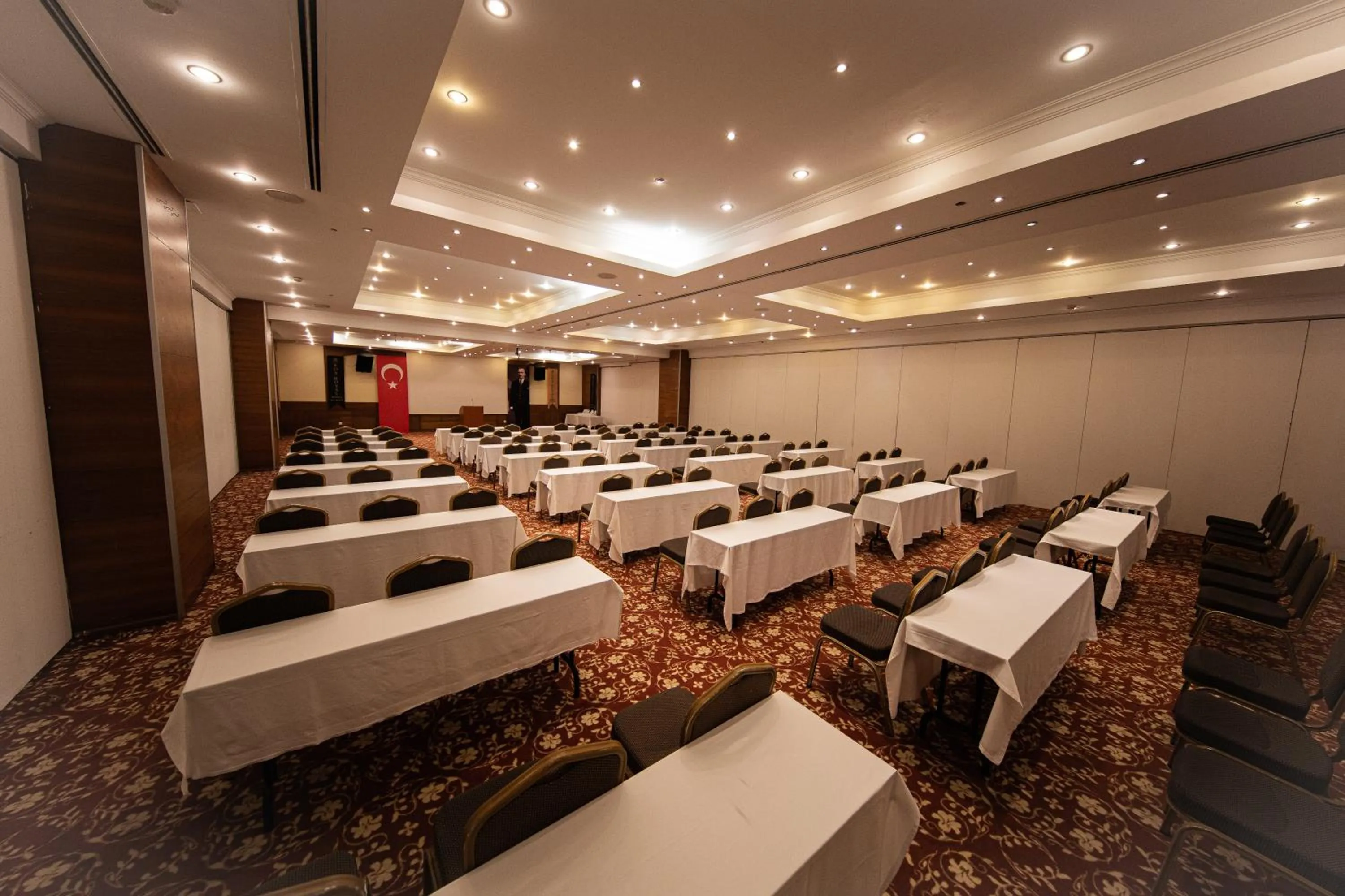 Seating area in Rox Resort Hotel