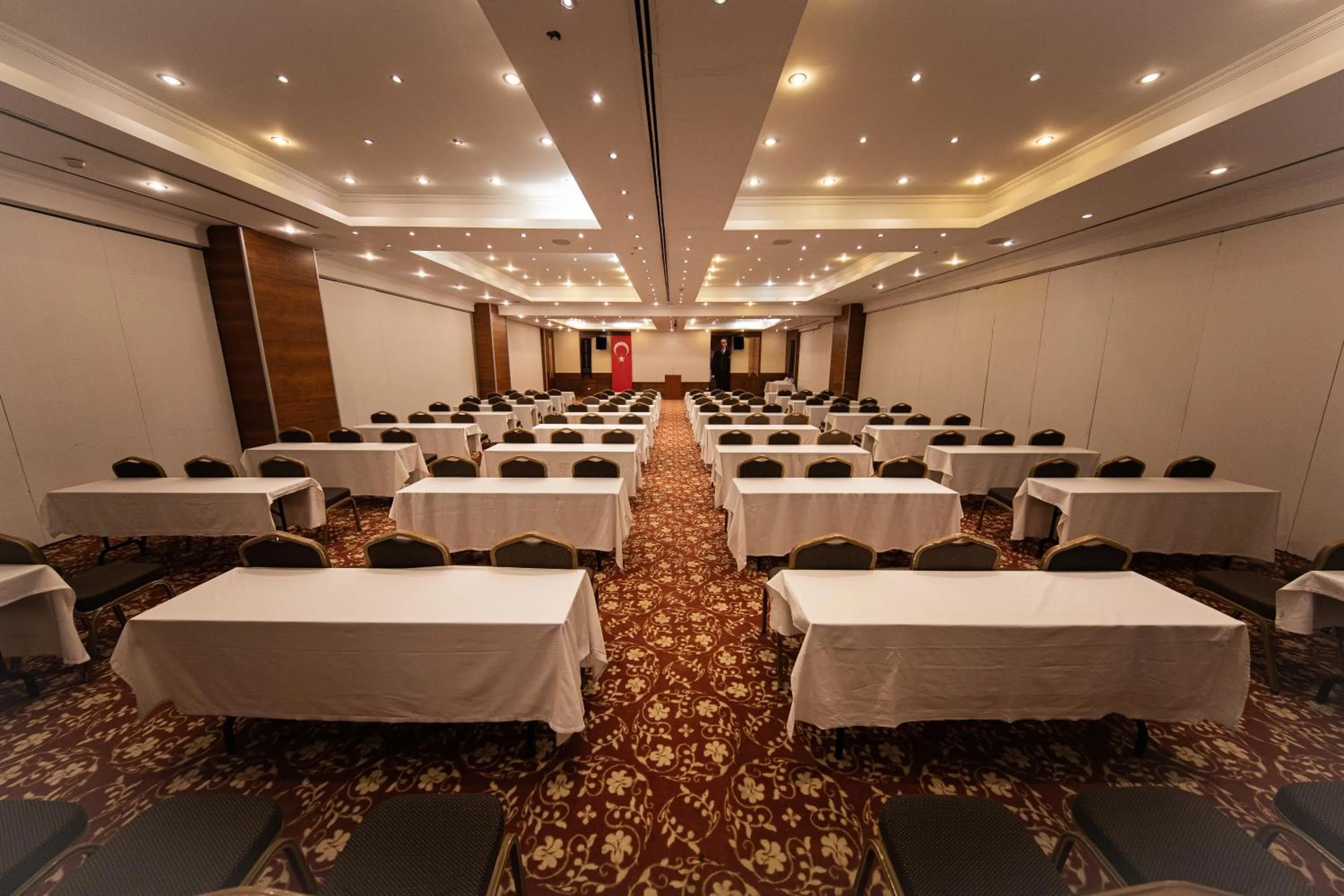Seating area in Rox Resort Hotel