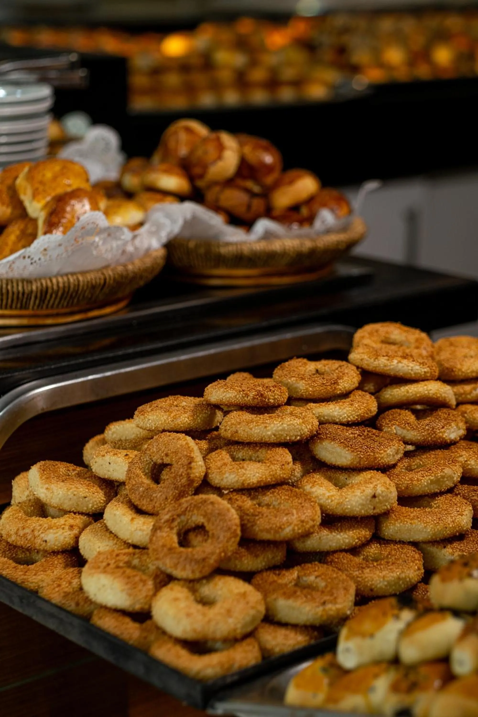 Restaurant/places to eat in Rox Resort Hotel