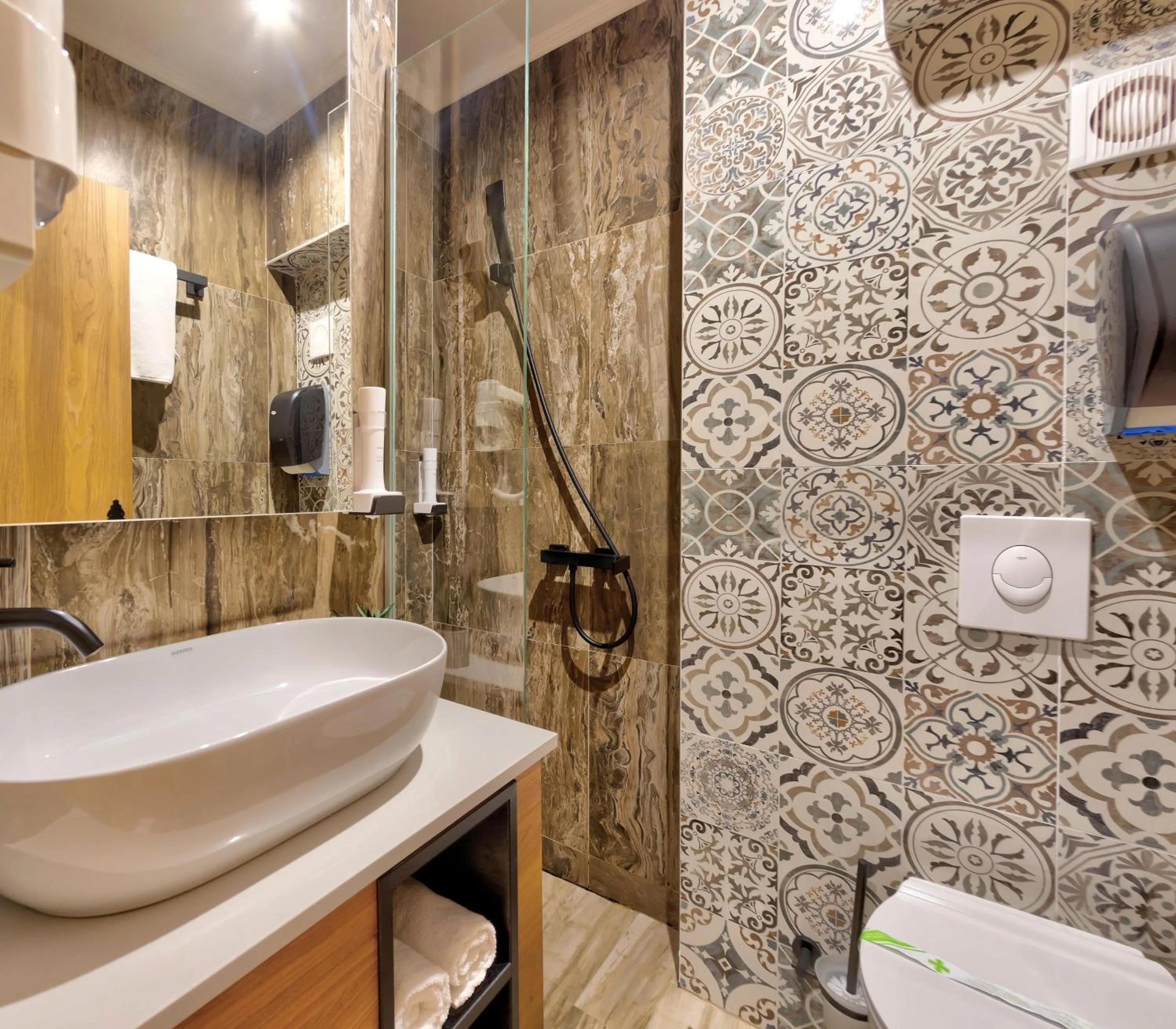 Toilet in Hotel Sinan Han