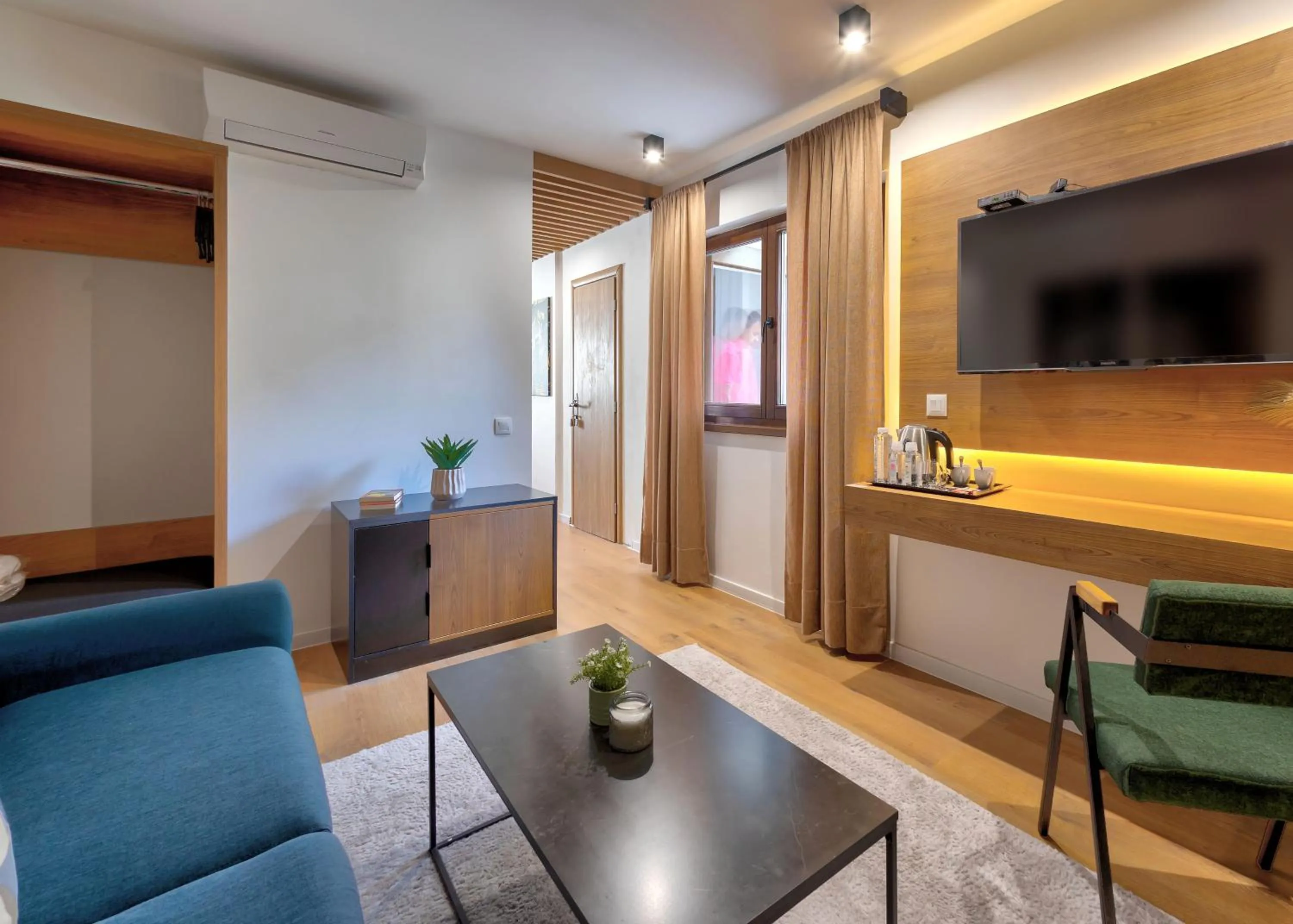TV and multimedia in Hotel Sinan Han