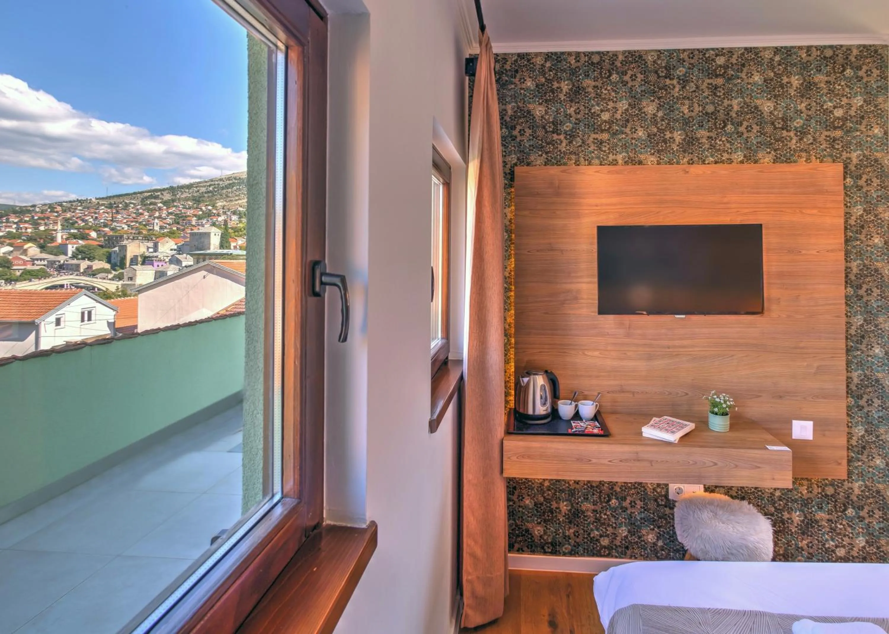 TV and multimedia in Hotel Sinan Han