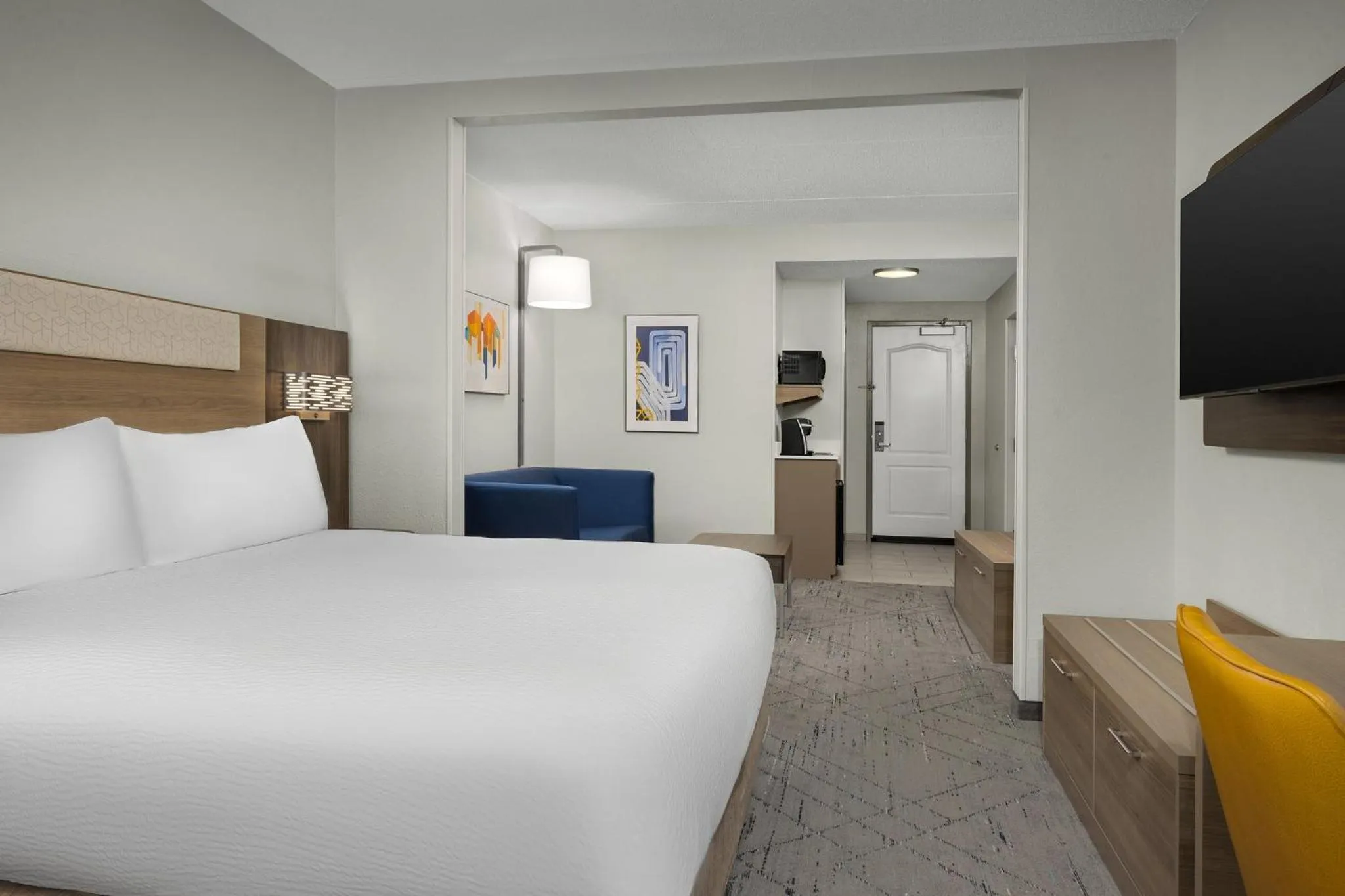 Bedroom, Bed in Holiday Inn Express Hotel & Suites Greensboro - Airport Area by IHG