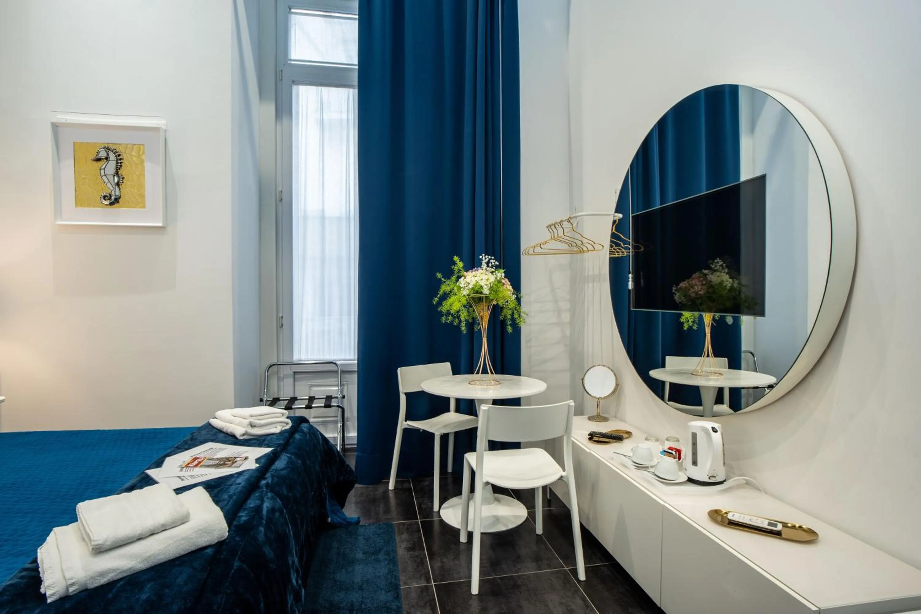 Bed in Skyhouse Chiaia