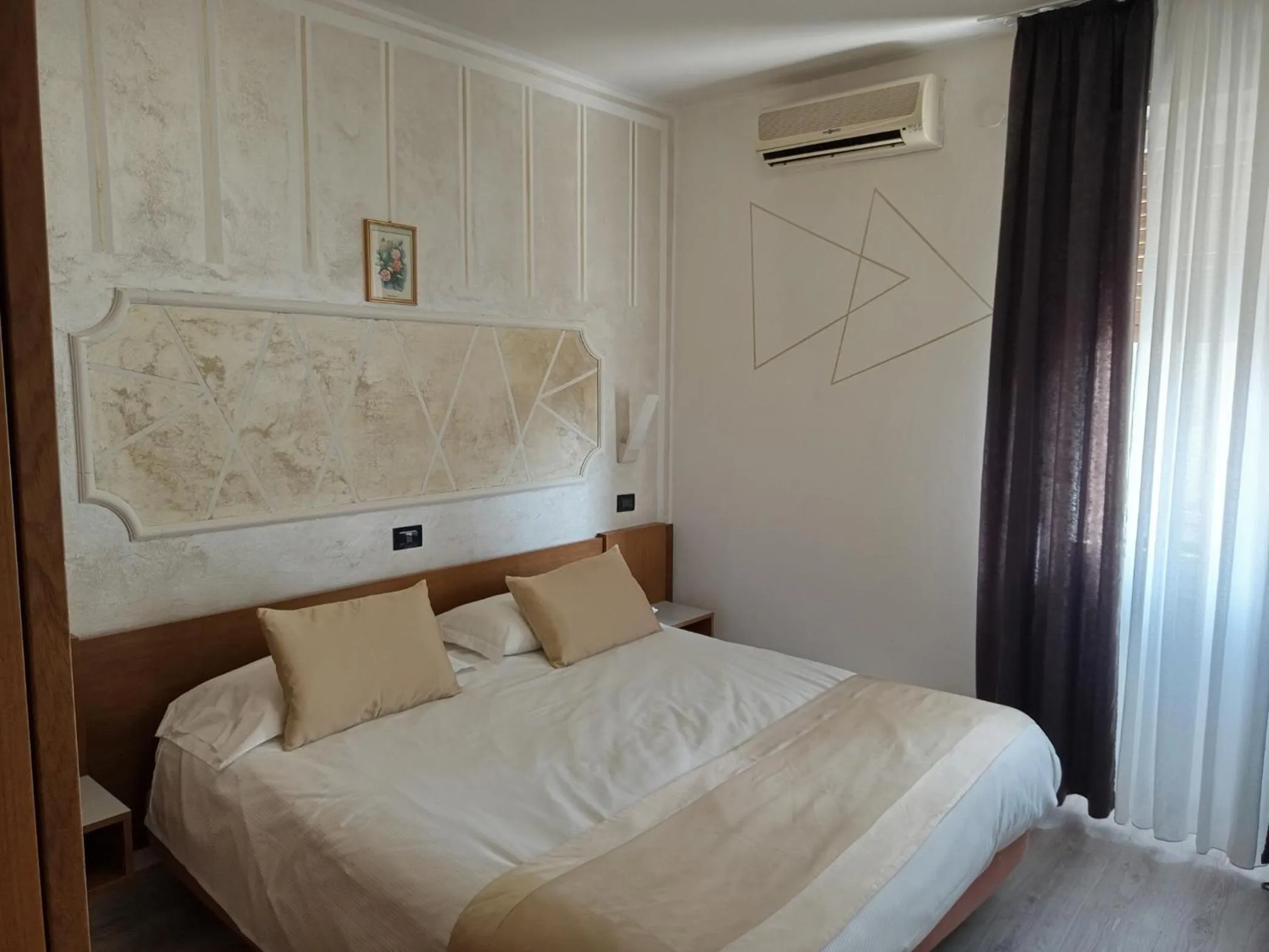 Bed in Hotel San Marco BB