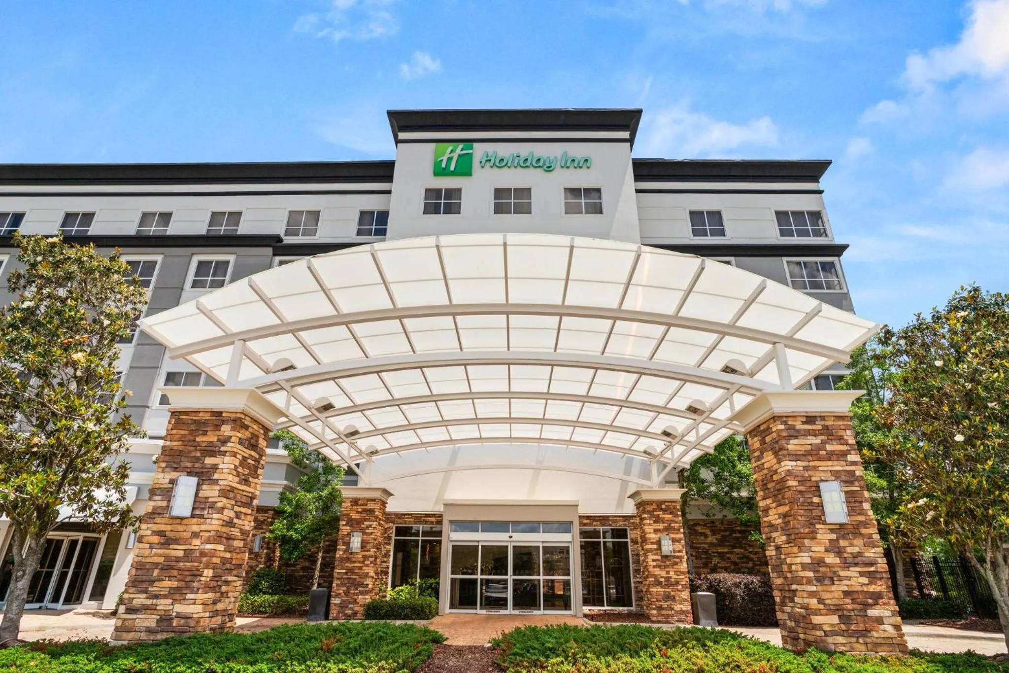 Property building in Holiday Inn Baton Rouge College Drive I-10 by IHG