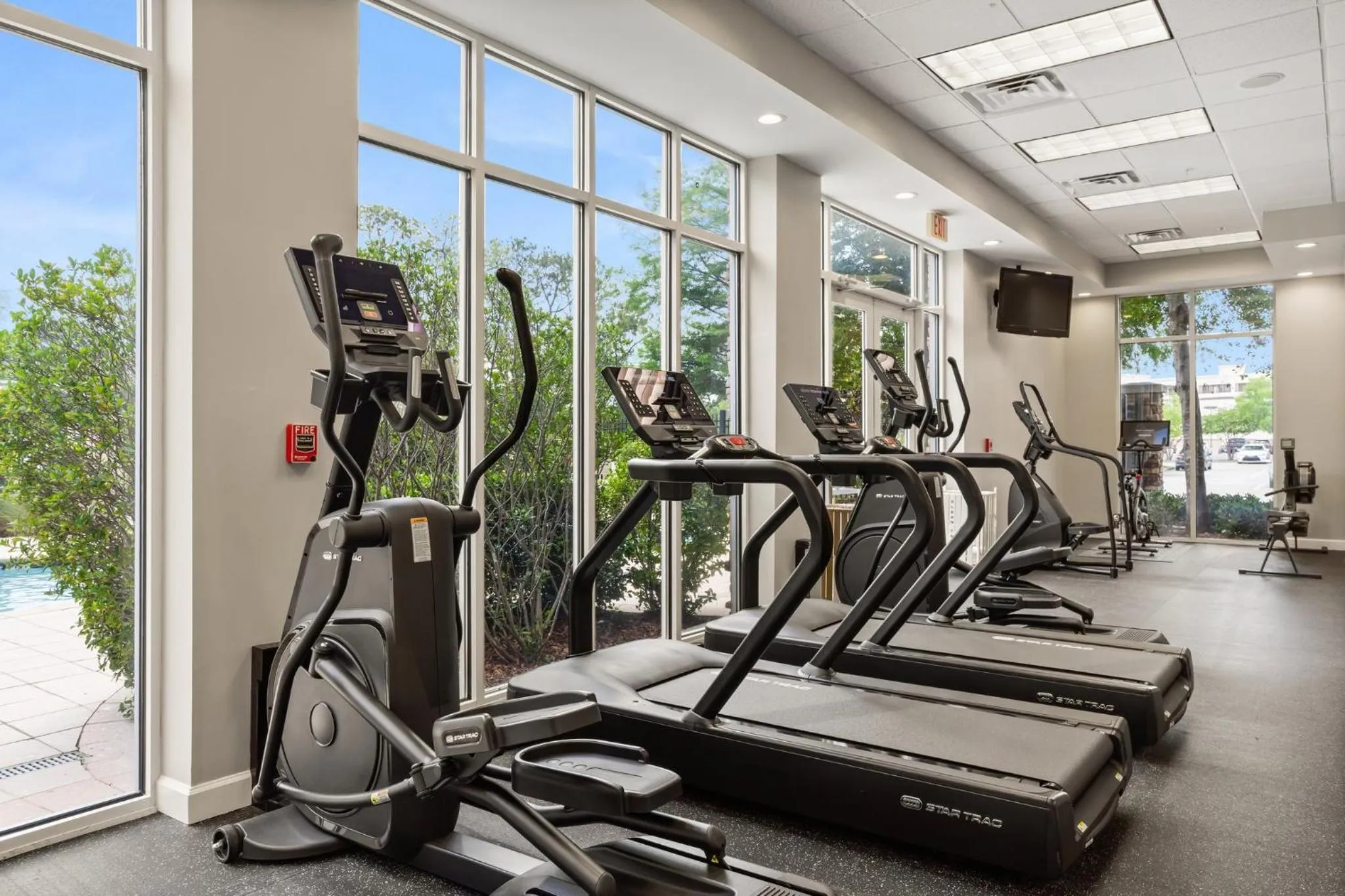 Fitness centre/facilities in Holiday Inn Baton Rouge College Drive I-10 by IHG
