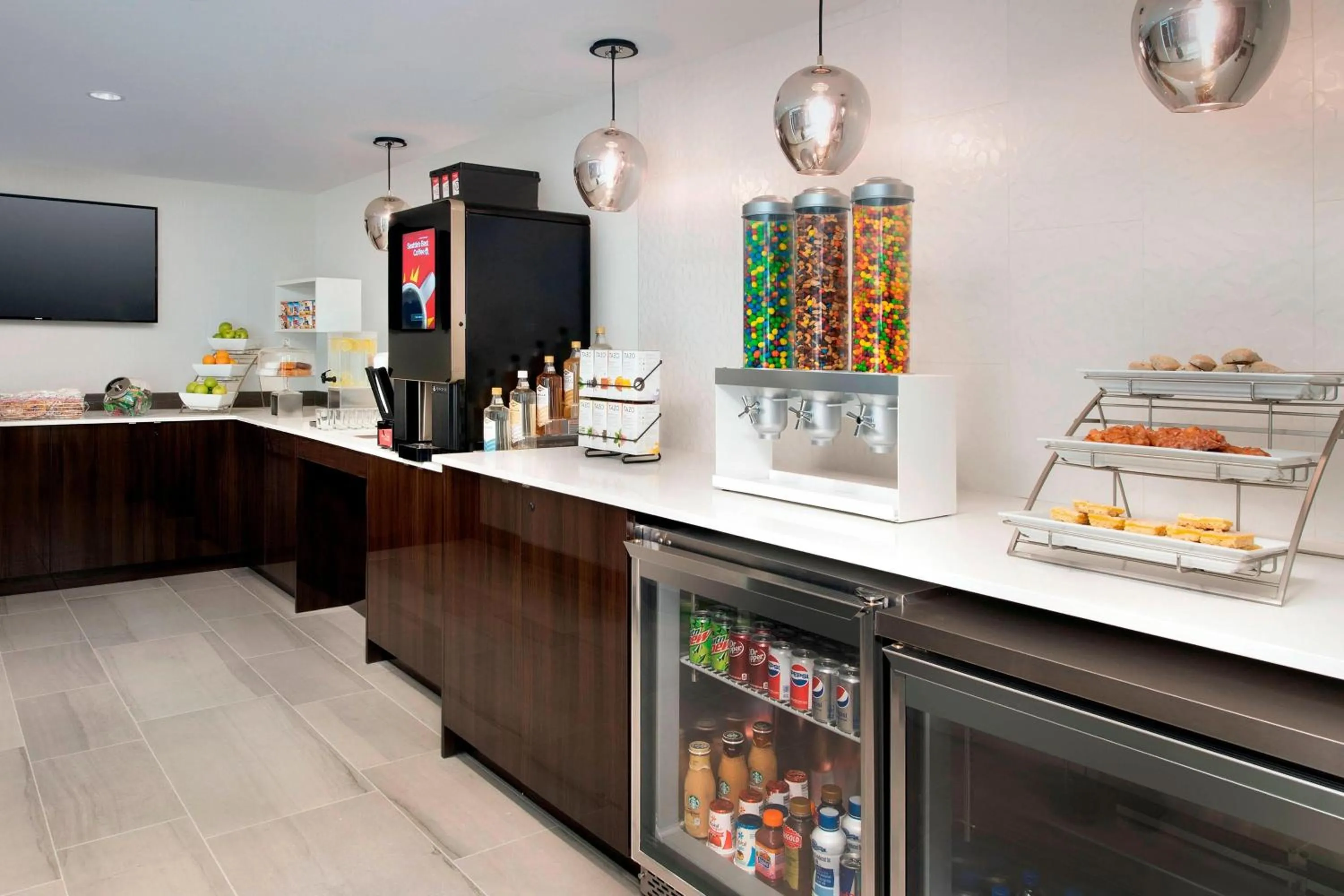 Restaurant/places to eat in Delta Hotels by Marriott Seattle Everett