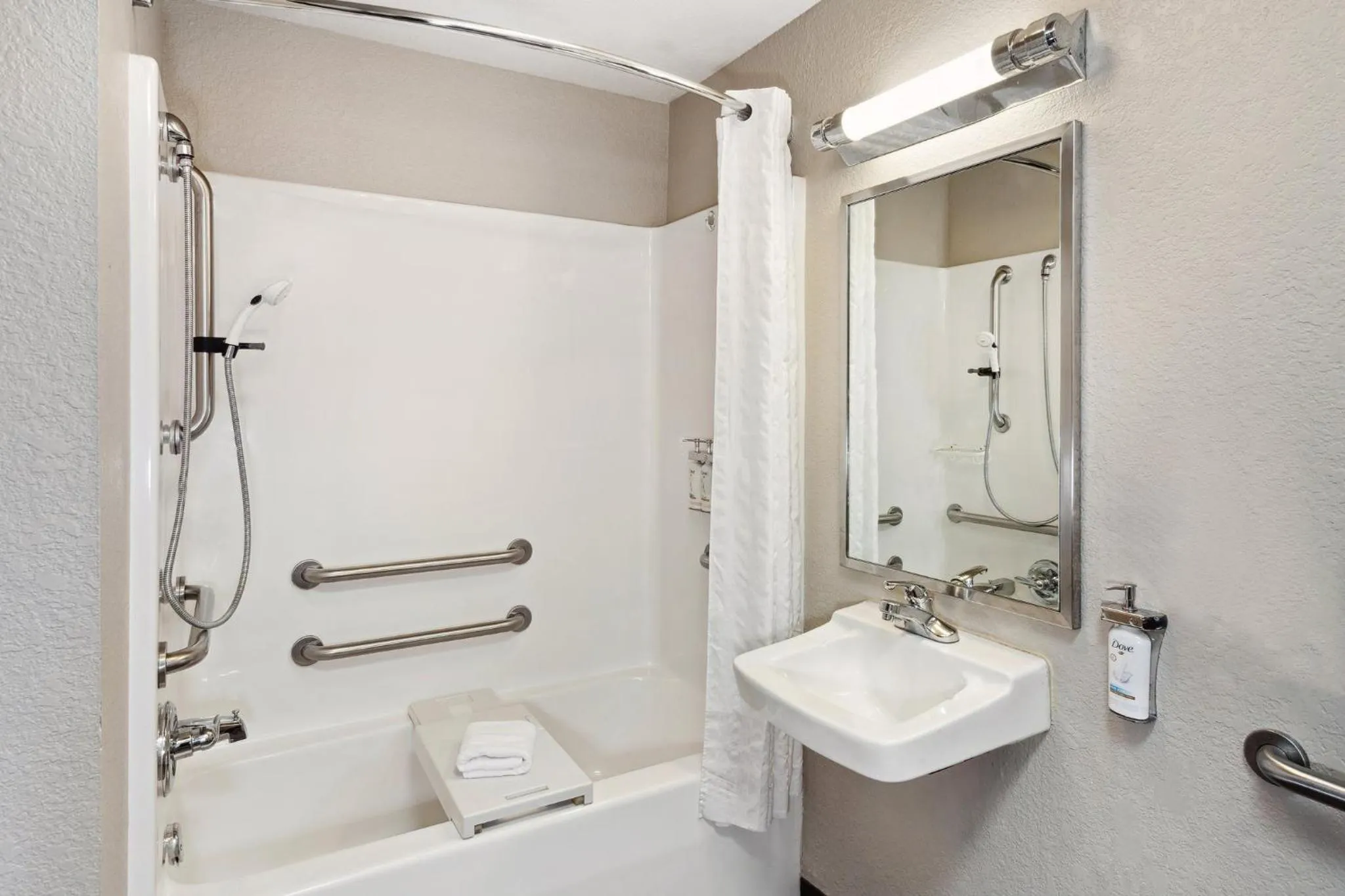 Photo of the whole room in Candlewood Suites Appleton by IHG