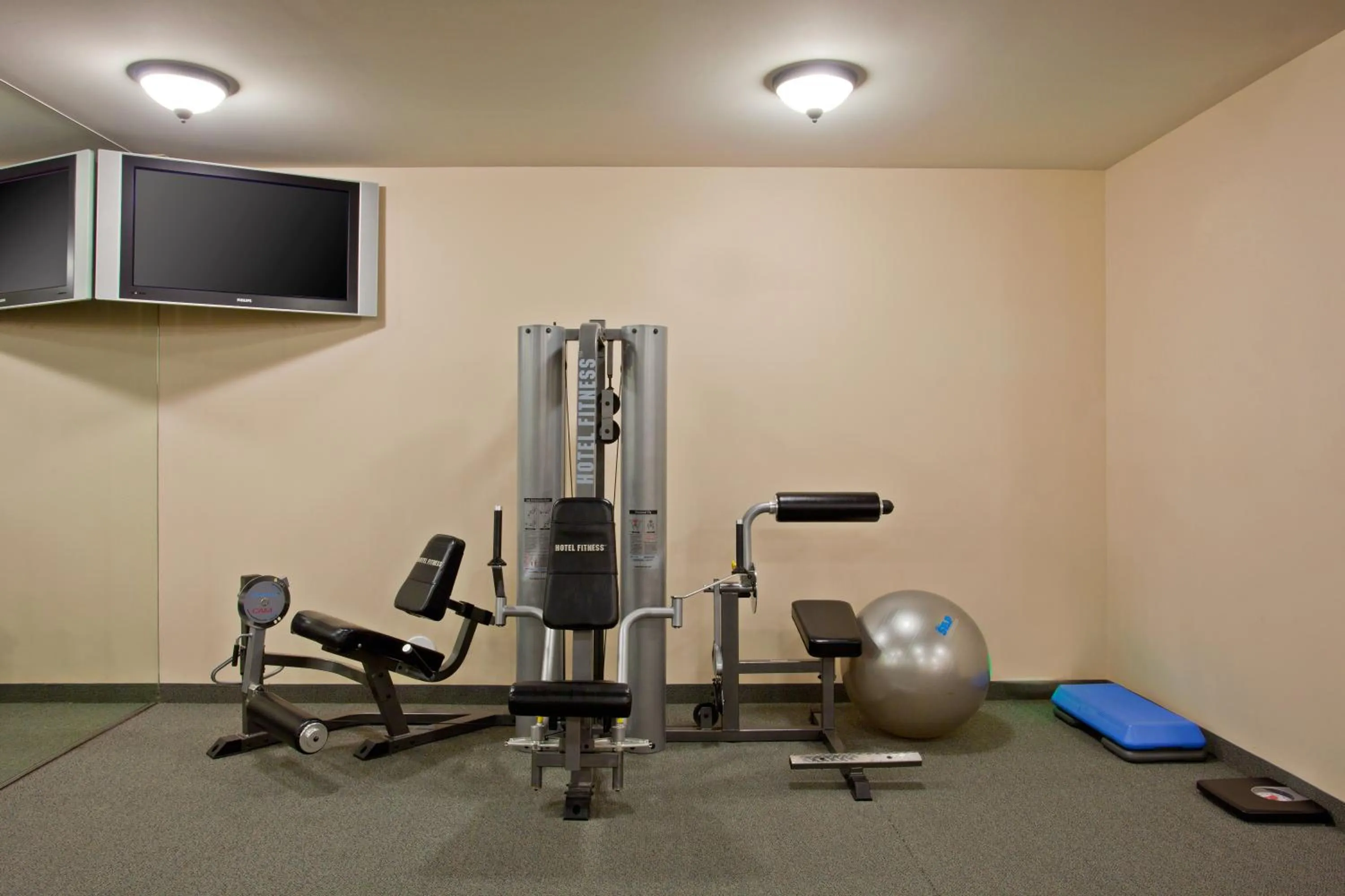 Fitness centre/facilities in Staybridge Suites Palmdale by IHG