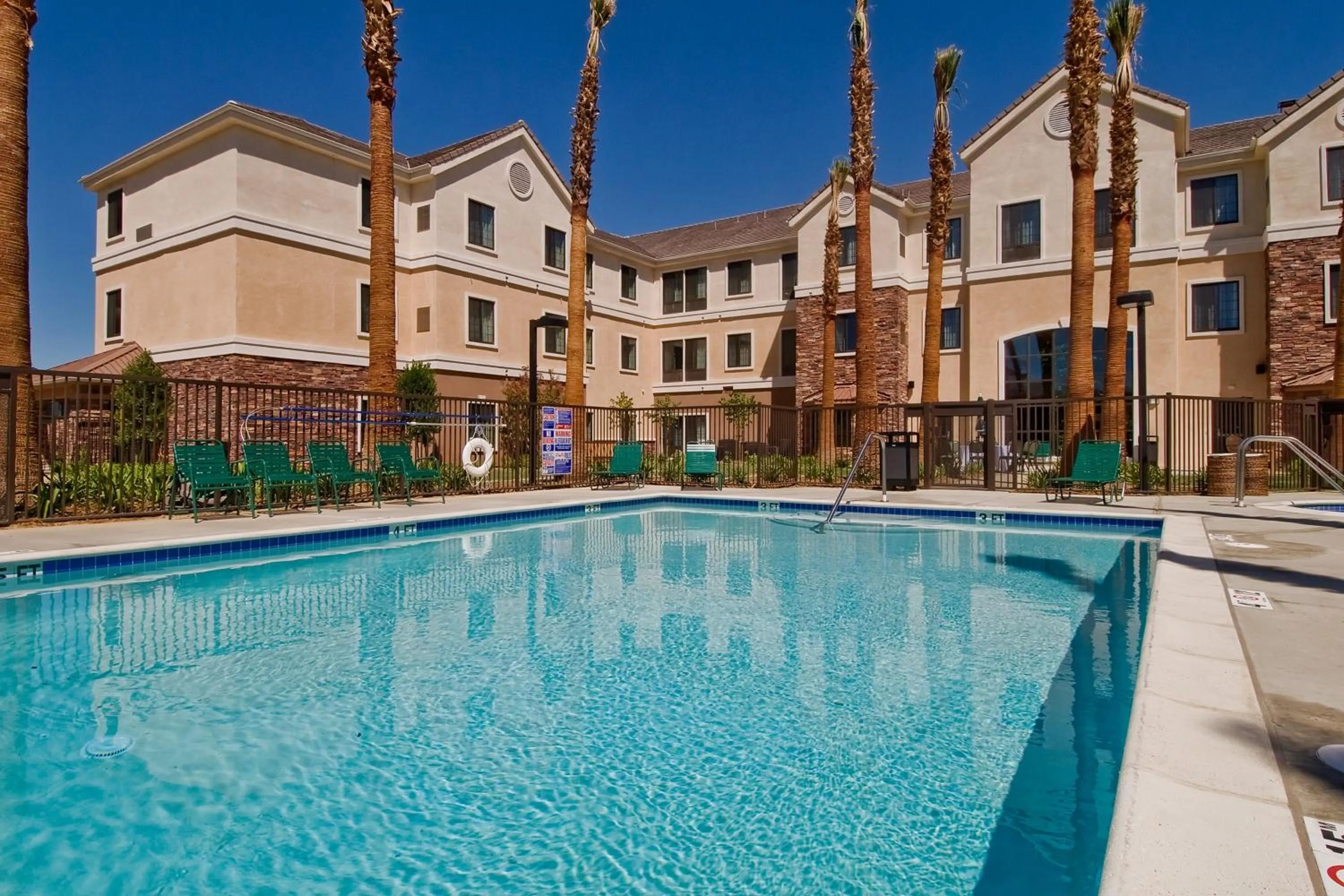 Swimming pool in Staybridge Suites Palmdale by IHG