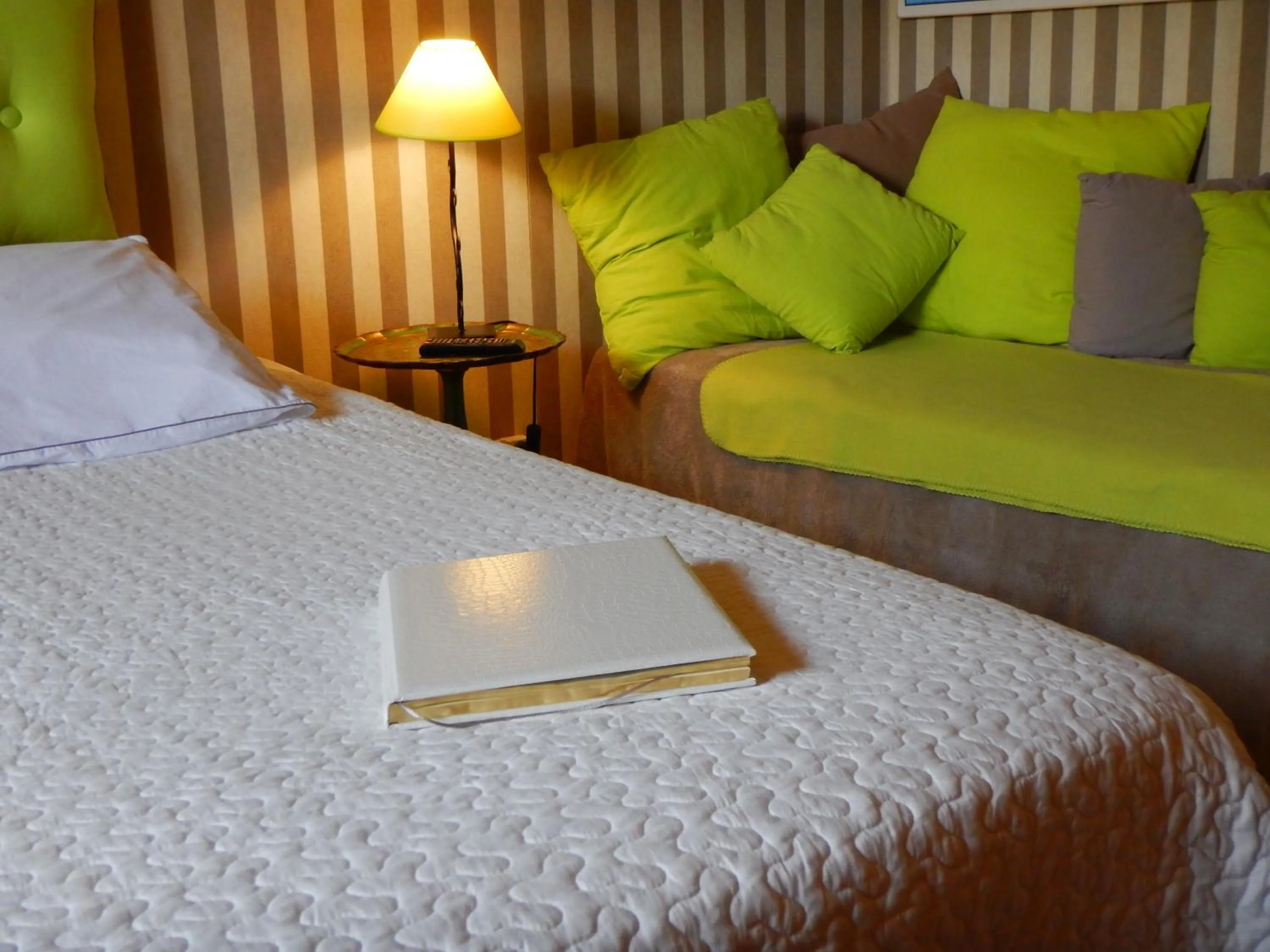 Bed in La Chrysalide