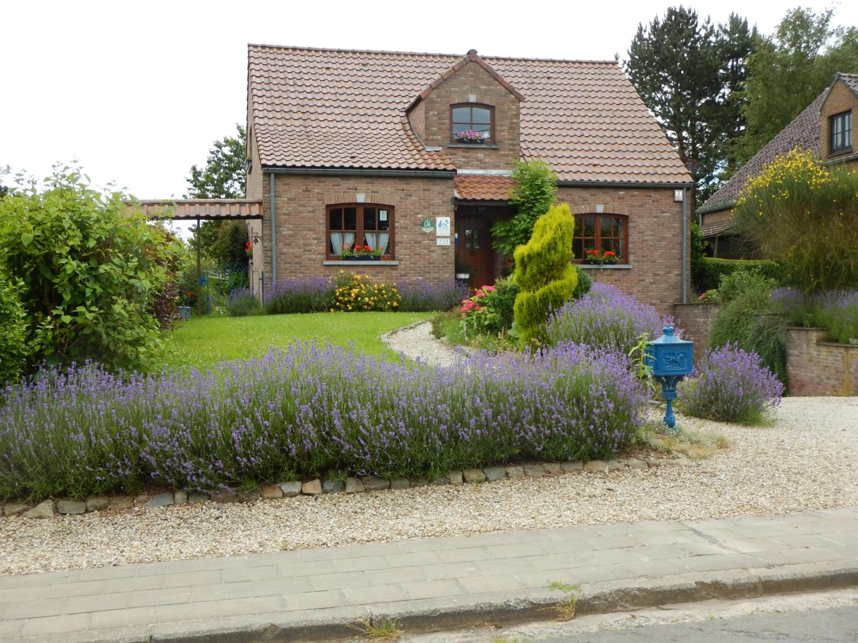 Property building in La Chrysalide