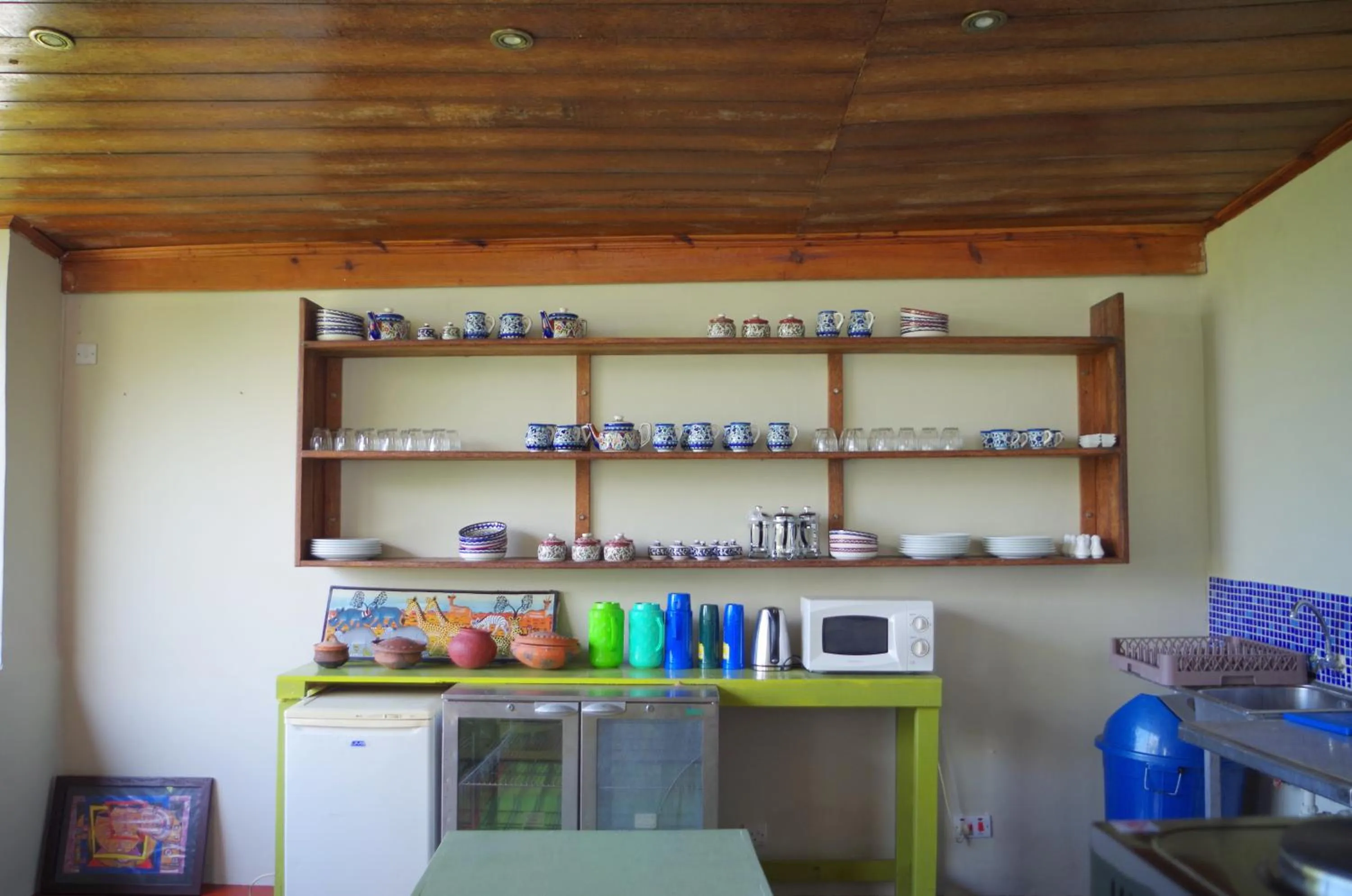 Coffee/tea facilities in Retro