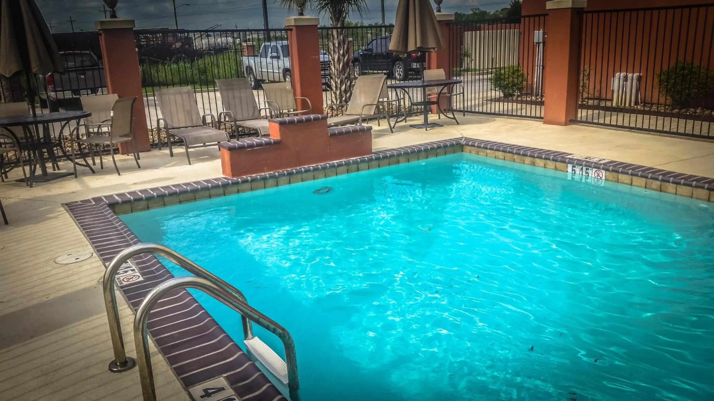 Swimming pool in Candlewood Suites New Iberia by IHG
