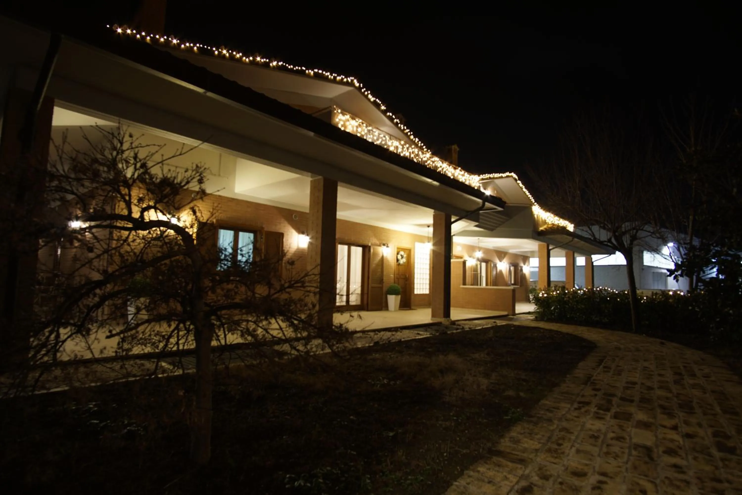 Property building in Villa Emilia