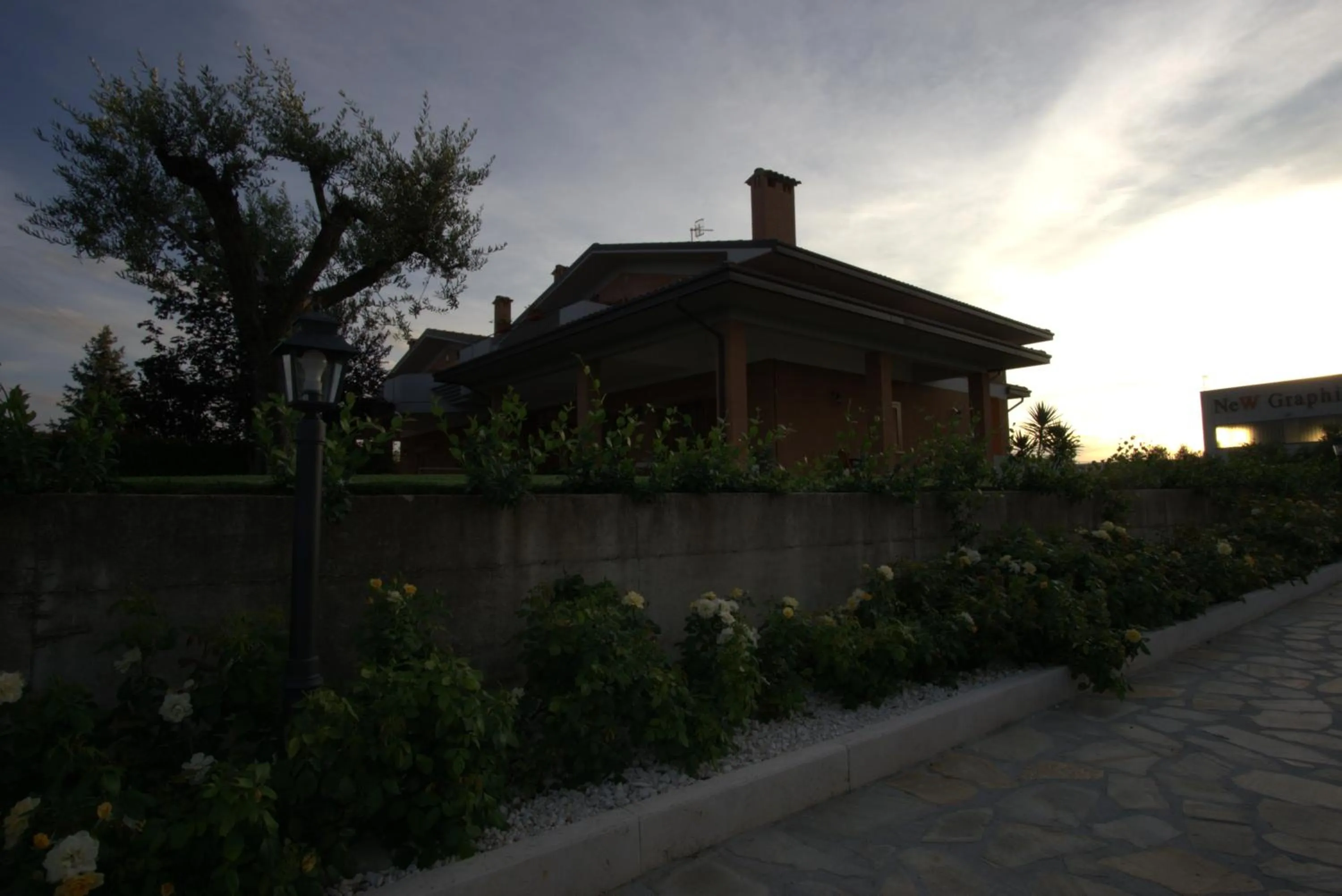 Property building in Villa Emilia