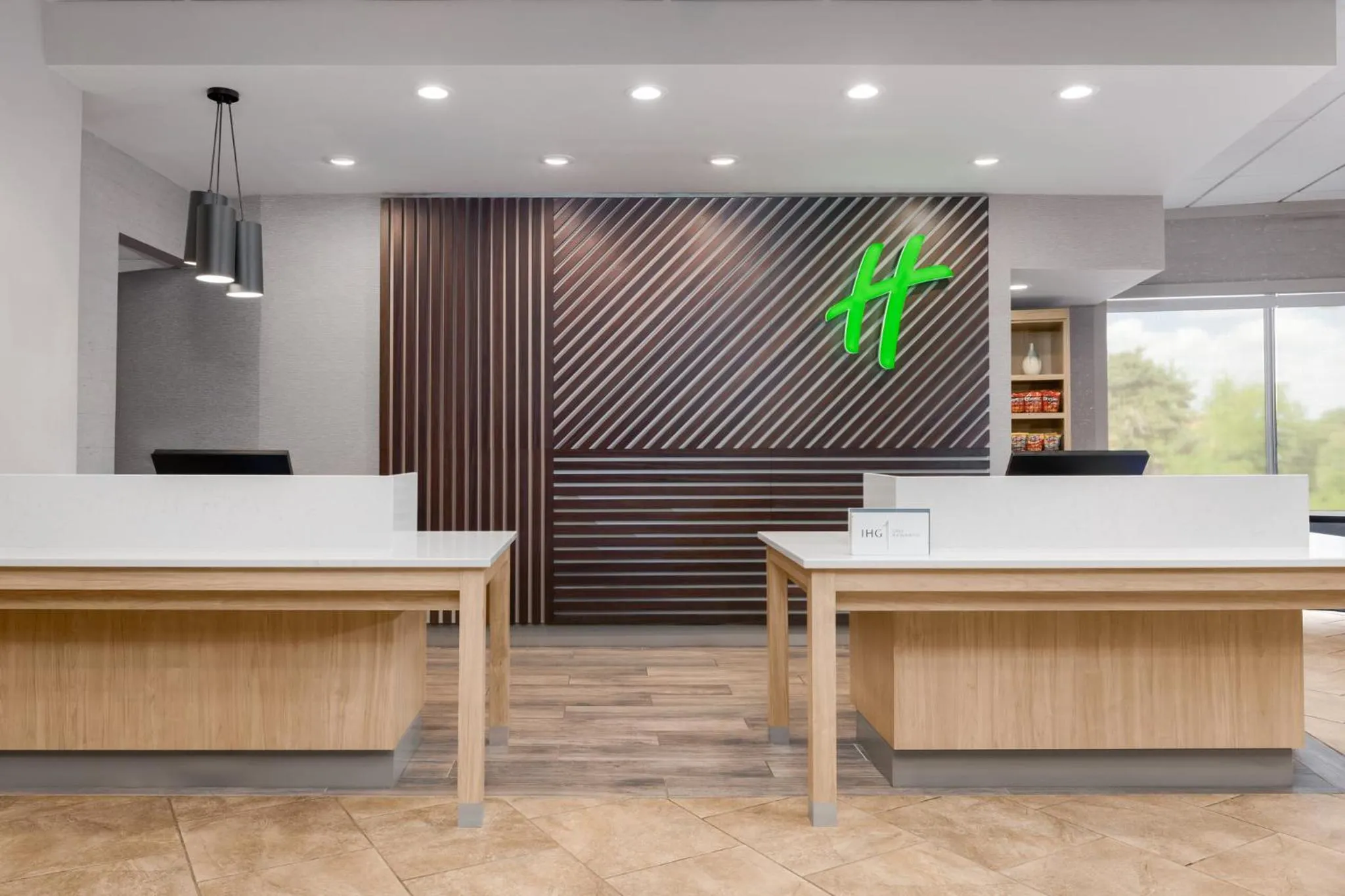 Property building in Holiday Inn Hotel & Suites Des Moines-Northwest by IHG