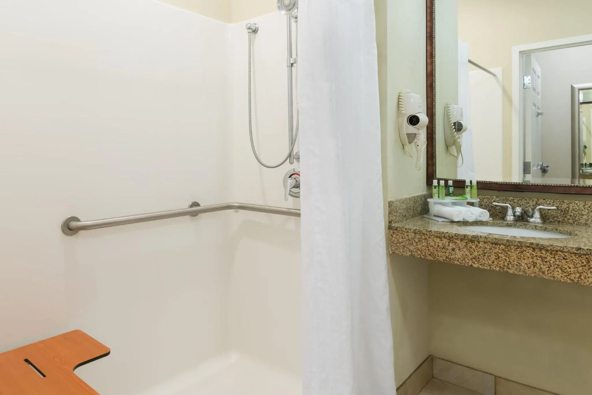 Bathroom in Holiday Inn Express Hotel & Suites New Iberia - Avery Island by IHG