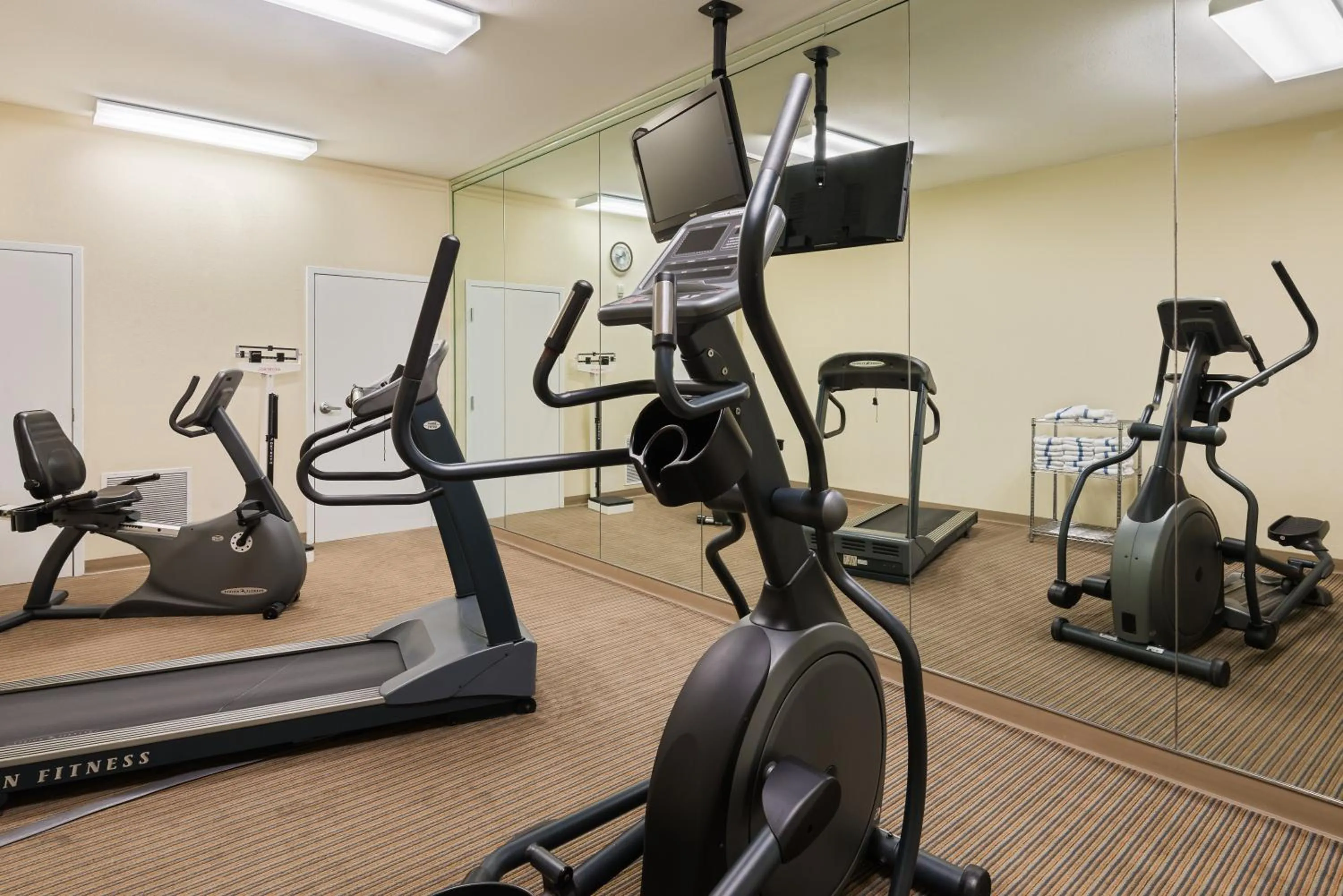 Fitness centre/facilities in Holiday Inn Express Hotel & Suites New Iberia - Avery Island by IHG