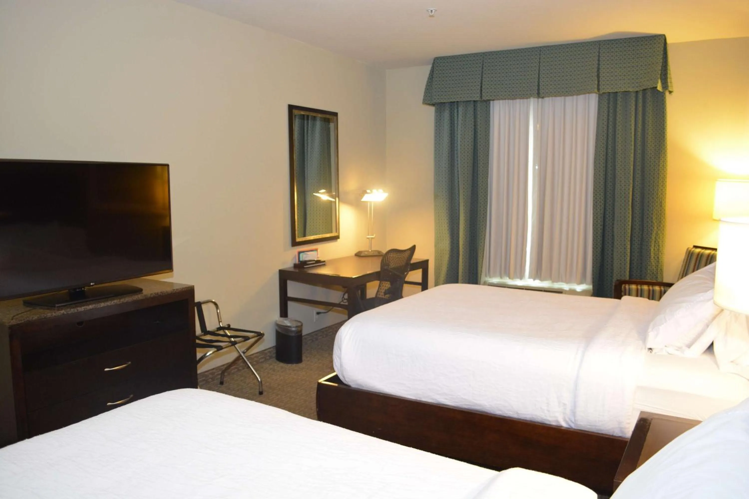 Bedroom, Bed in Hilton Garden Inn Houston-Pearland