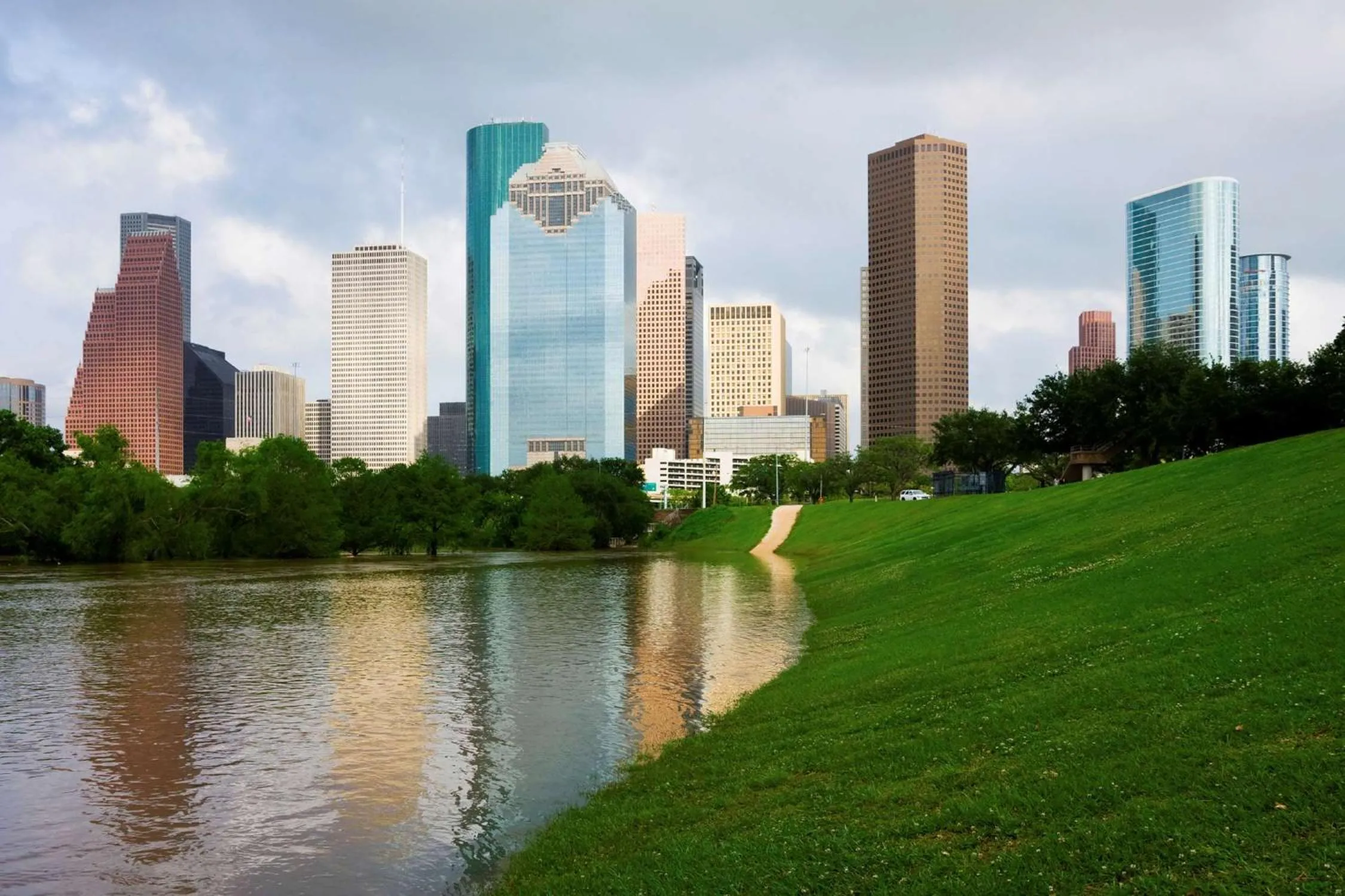 Property building in Hilton Garden Inn Houston-Pearland